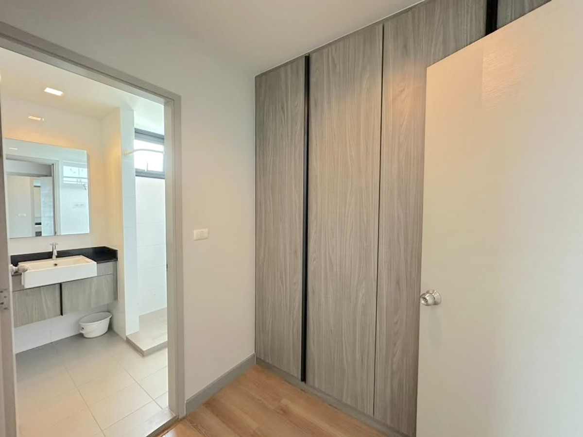 ขายคอนโดลาดพร้าว เซ็นทรัลลาดพร้าว : 🔥 ขายด่วน 🔥 ถูกสุด ขาดทุน ห้องมุม วิวสวย ว่างพร้อมชม ขายหลายห้อง ติดต่อด่วน Call 0619824959