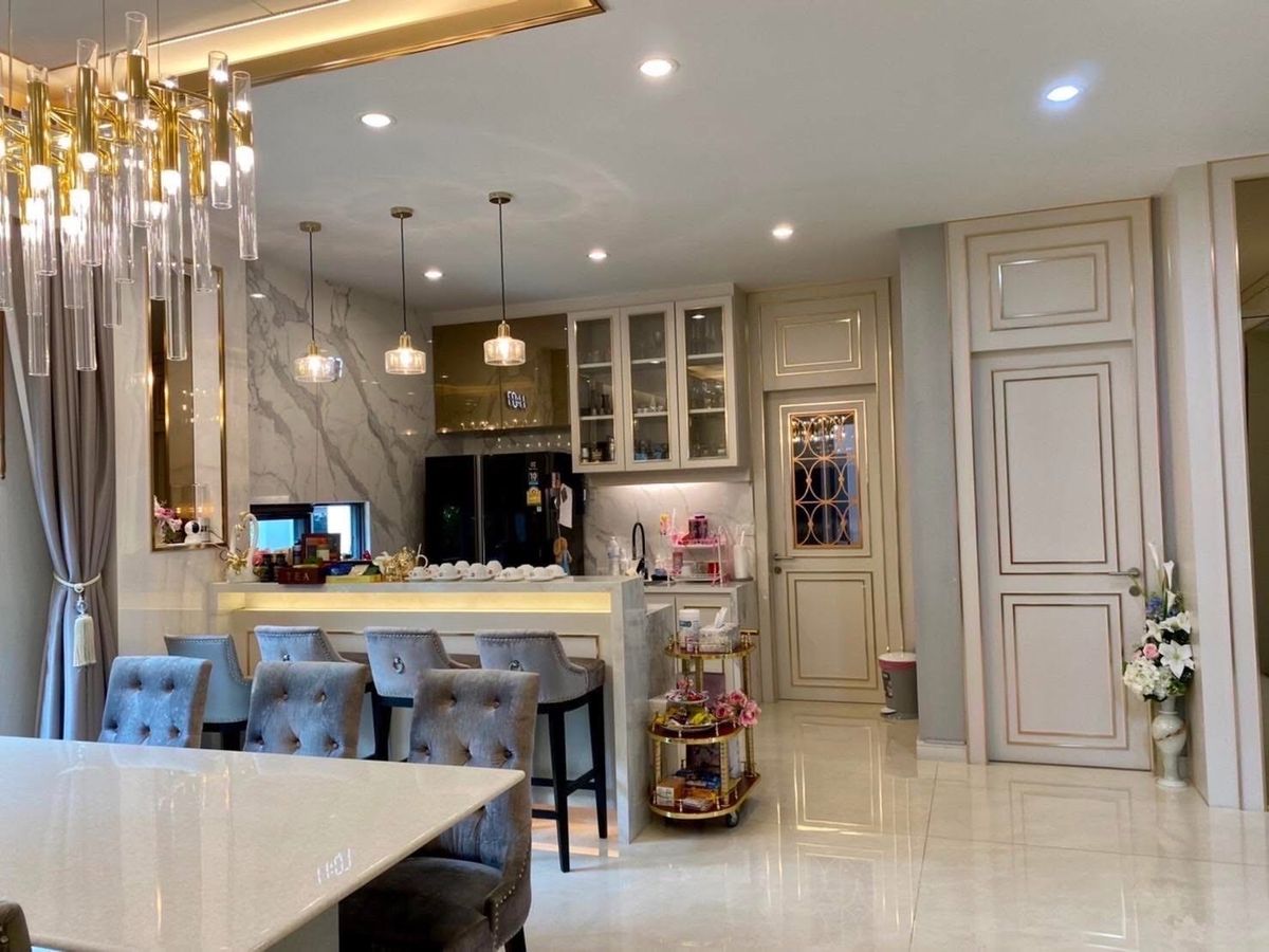 ขายบ้านพัฒนาการ ศรีนครินทร์ : 📢👇ขายทำเลดีใกล้ห้างสรรพสินค้าโรงเรียนโรงพยาบาลเดินทางสะดวกหลายเส้นทางเดินทางสะดวกหลายเส้นทาง