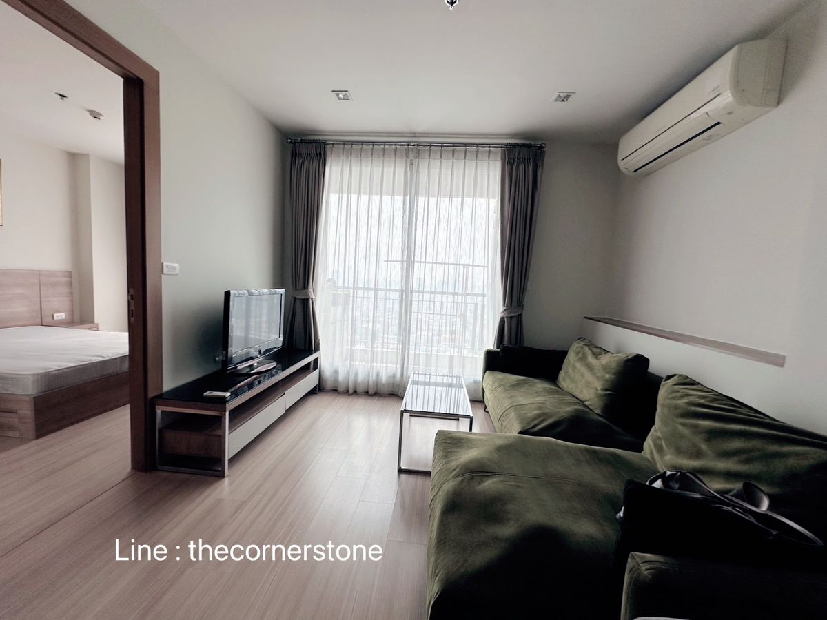 ขายคอนโดรัชดา ห้วยขวาง : 𝑹𝒉𝒚𝒕𝒉𝒎 𝑹𝒂𝒕𝒄𝒉𝒂𝒅𝒂 - 𝑯𝒖𝒂𝒊 𝑲𝒉𝒘𝒂𝒏𝒈  𝑭𝒐𝒓 𝐒𝐚𝐥𝐞  พร้อมเข้าอยู่  ห้องกว้าง ชั้นสูง 30+ ราคาดี เดินทางสะดวกอยู่ใกล้ MRT ห้วยขวาง