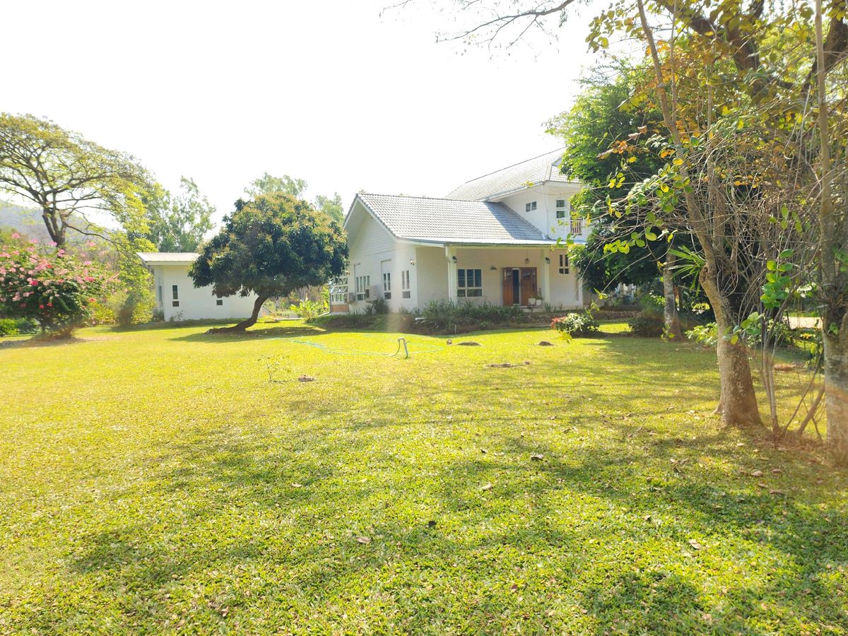 HouseChiang Mai : Selling and renting a single -style house in the style of 3 bedrooms, 4 water, has a separate studio room. Doi Saket District, Chiang Mai has a mountain view.