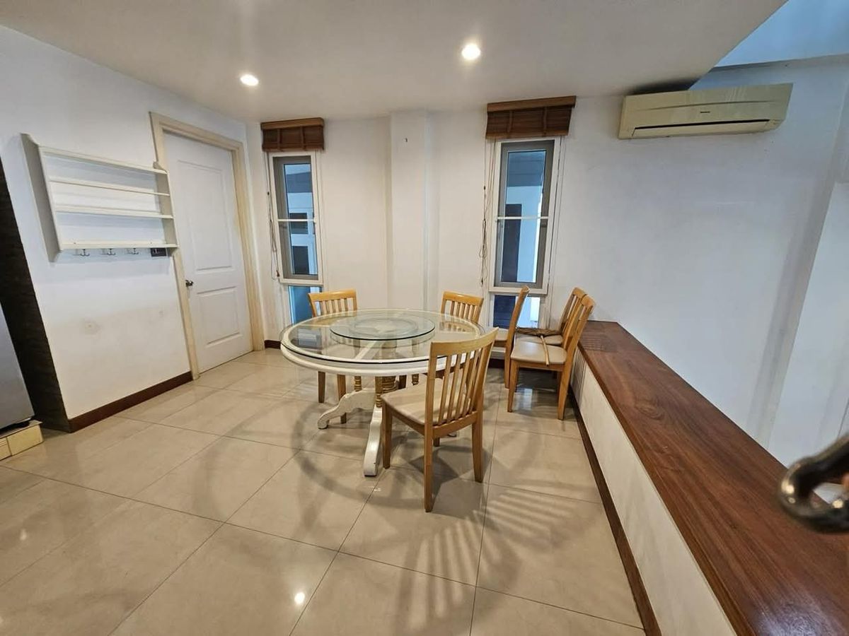 For SaleTownhomePattanakan, Srinakarin : Townhome Plus City Park Sri Nakarin-Suan Luang