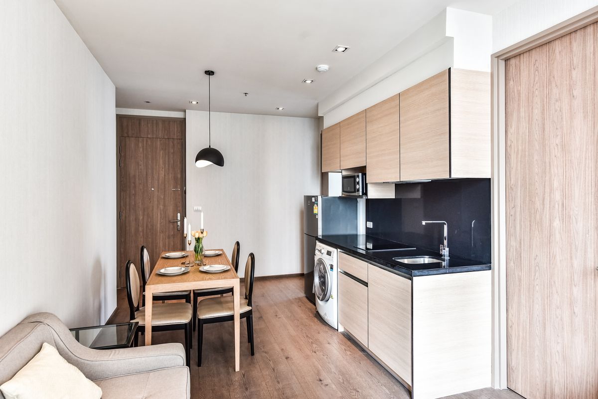 ให้เช่าคอนโดสุขุมวิท อโศก ทองหล่อ : Ready to move 2Bedroom Park Origin Phromphong (Park24) Sukhumvit 24 Rd.