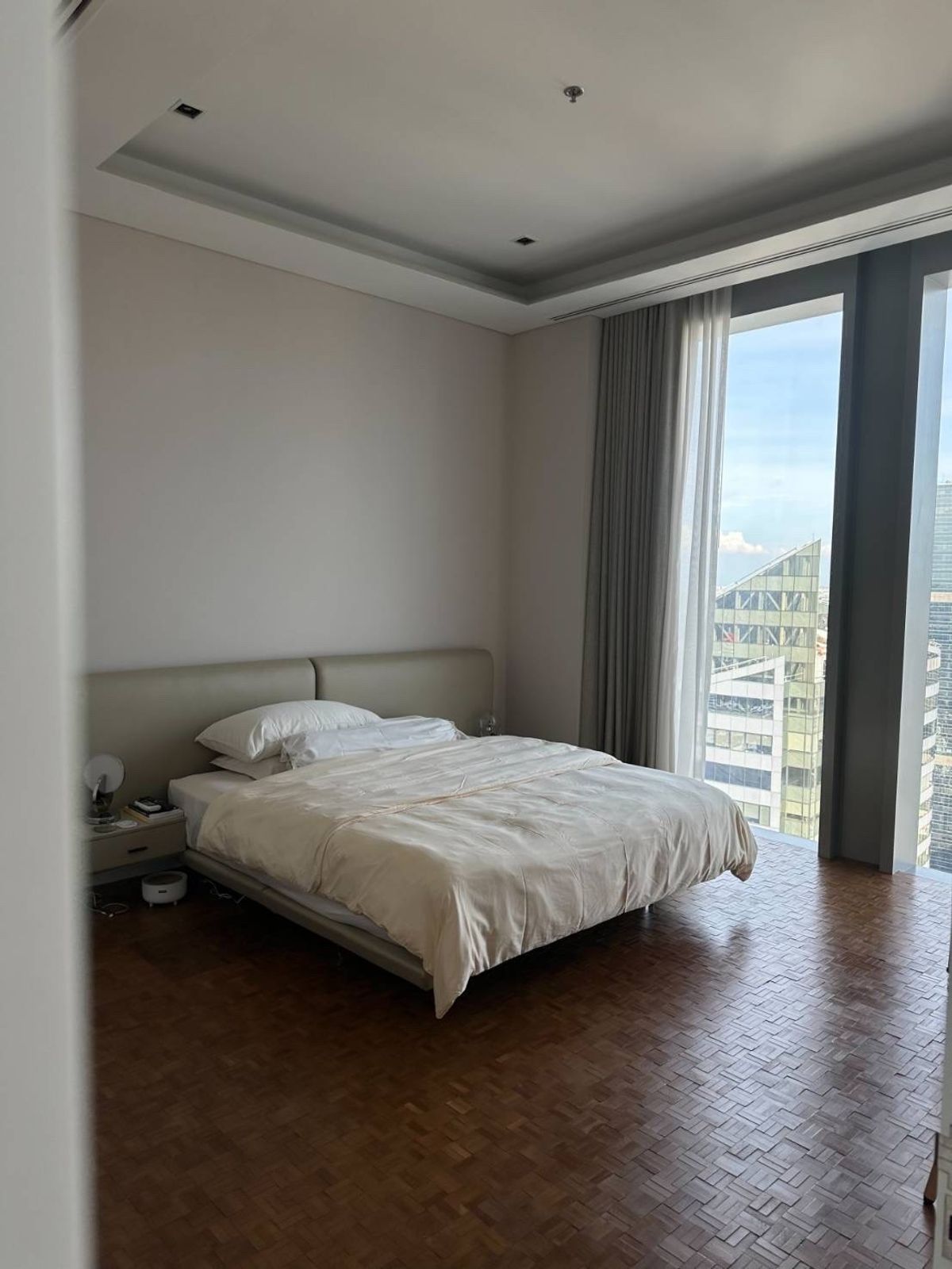 For SaleCondoSathorn, Narathiwat : Sell with tenant til March 27
2 Bedroom Luxury Condo for Rent and Sale at The Ritz-Carlton Residences Bangkok near BTS Chong Nonsi
