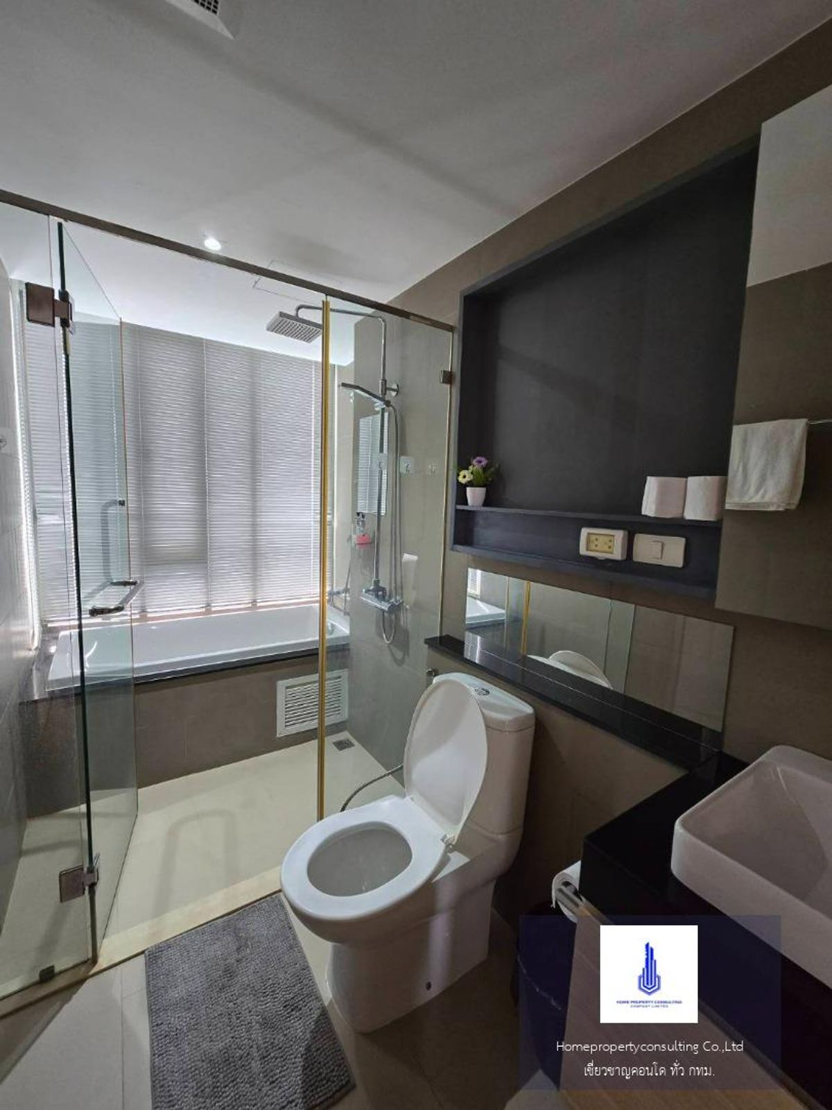 For SaleCondoSilom, Saladaeng, Bangrak : Condo for sale, Silom Class, near BTS Chong Nonsi, interested in negotiating @condobkk (with @) Code H32964