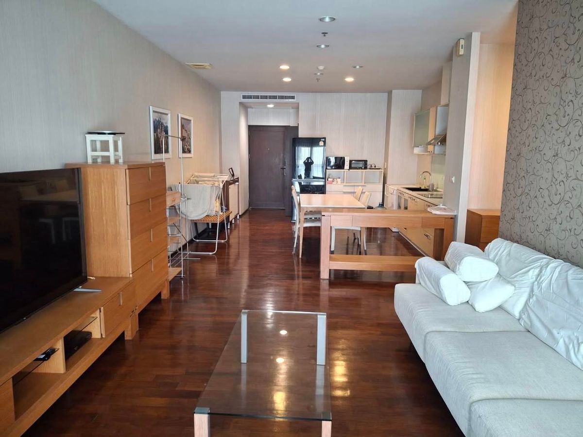 For RentCondoSukhumvit, Asoke, Thonglor : NOBLE ORA Rental