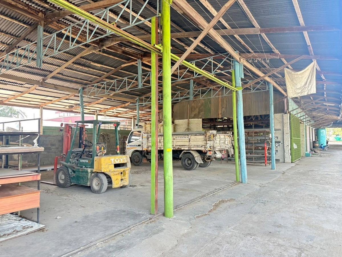 ขายที่ดินเพชรบูรณ์ : ขายกิจการพร้อมที่ดิน ย่านบึงสามพัน ติดถนนใหญ่