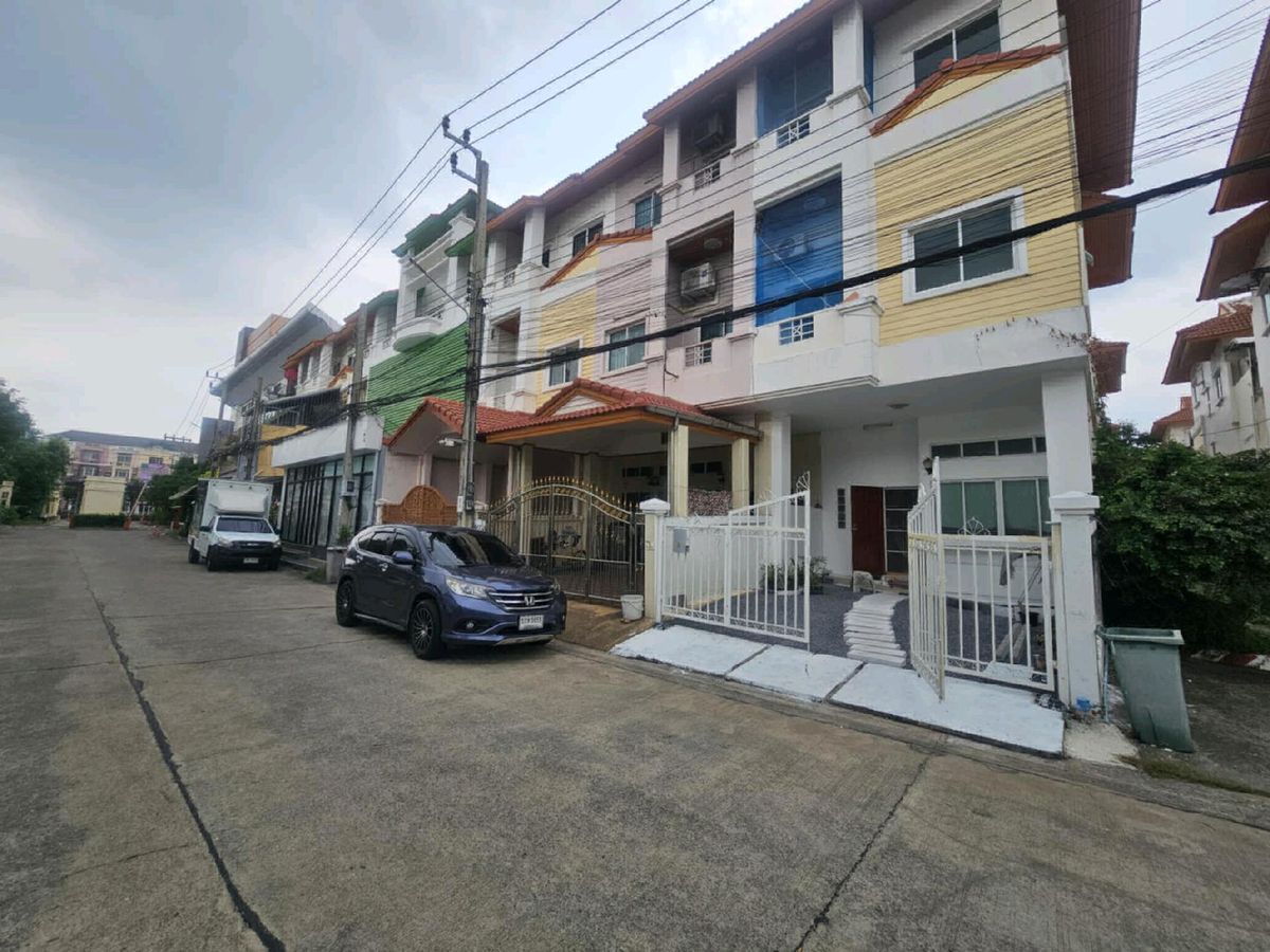 ให้เช่าทาวน์โฮมนวมินทร์ รามอินทรา : ให้เช่าบ้านเลี้ยงสัตว์ได้ จดทะเบียนบริษัทได้ 