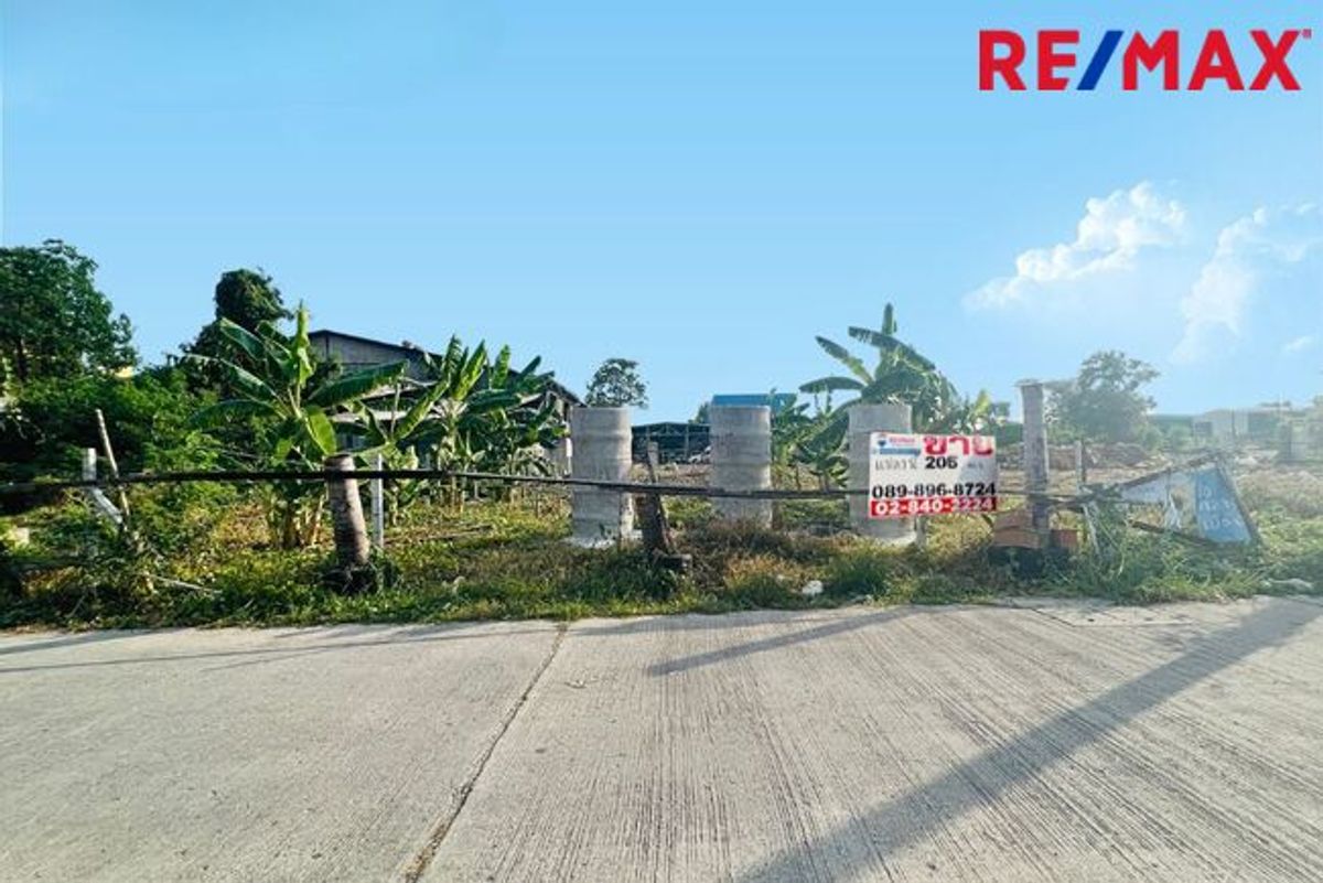 For SaleLandSamut Prakan,Samrong : Land for sale in Soi Sri Dan Srinakarin Road, Soi Sri Dan 3/1 Intersection 1 Samrong Nuea 205 Sq. Near Thepharak Intersection