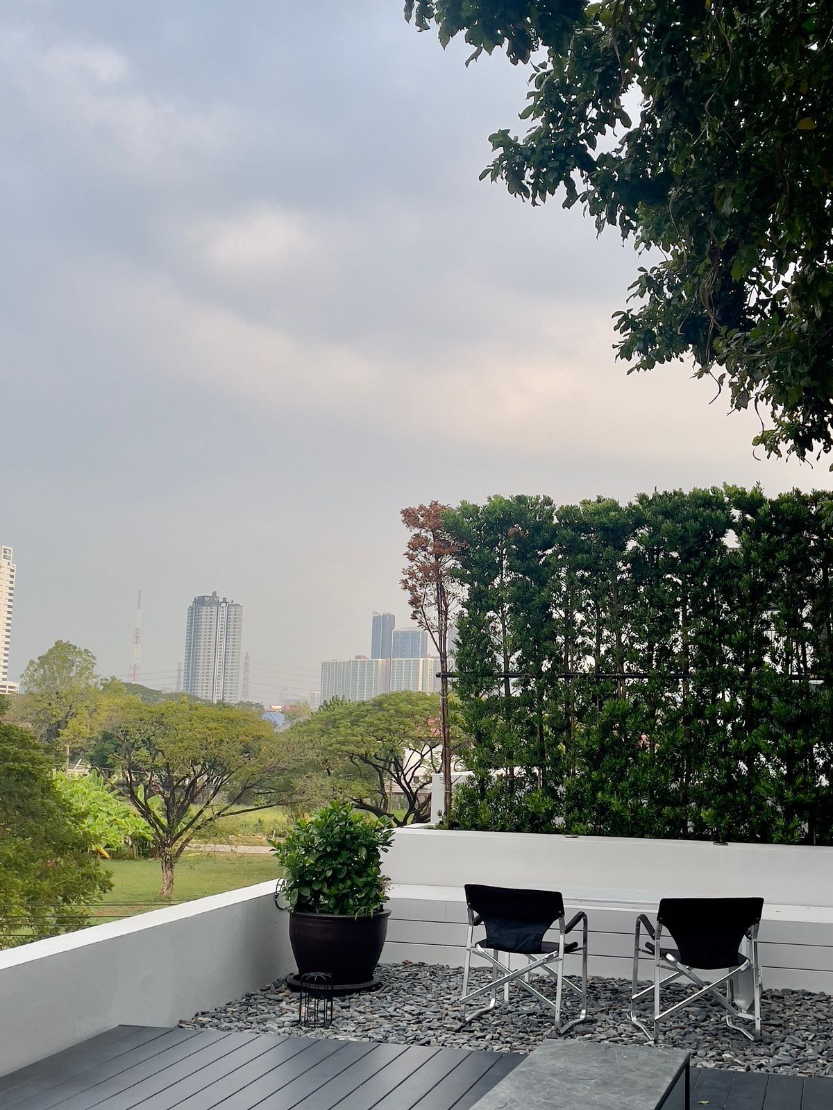 For SaleHome OfficePattanakan, Srinakarin : 📢👇 โฮมออฟฟิศ 3 ชั้น แห่งเดียวในเมืองที่มีความ สงบ ร่มรื่น กลมกลืนกับธรรมชาติ ใกล้แหล่งชุมชน เดินทางสะดวกได้หลายเส้นทาง