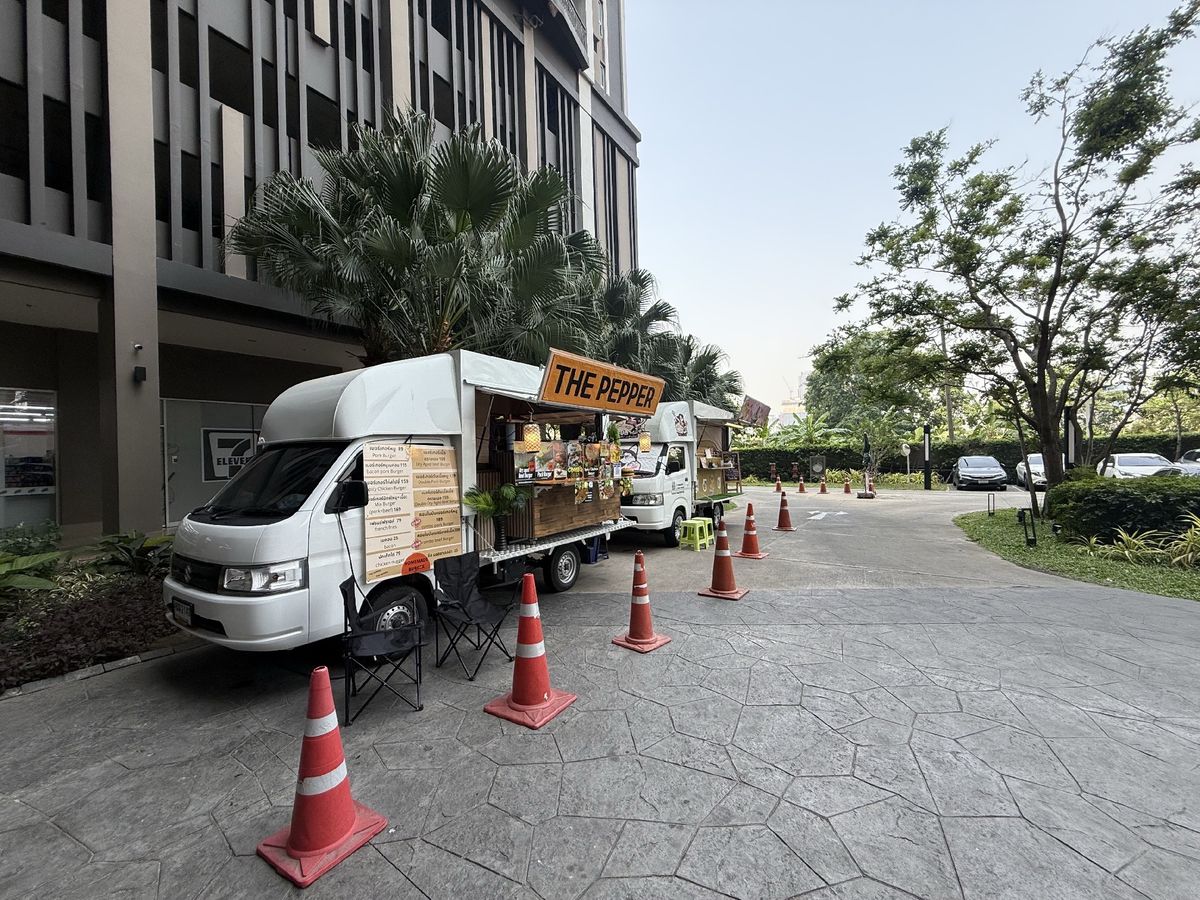 For SaleCondoRama9, Petchburi, RCA : Condo Supalai Vernda Rama 9 💰 Sell with tenants 💰 Studio room, 11th floor, near the Srirat Expressway - MRT Rama 9