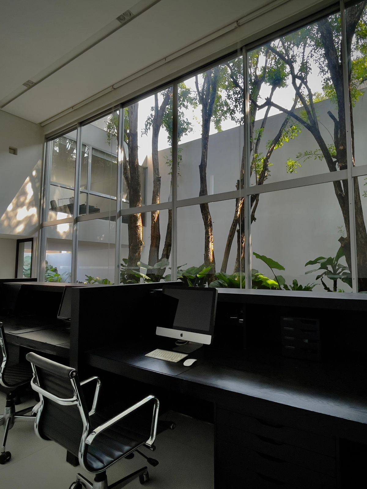 For SaleHome OfficePattanakan, Srinakarin : 📢👇 โฮมออฟฟิศ 3 ชั้น แห่งเดียวในเมืองที่มีความ สงบ ร่มรื่น กลมกลืนกับธรรมชาติ ใกล้แหล่งชุมชน เดินทางสะดวกได้หลายเส้นทาง