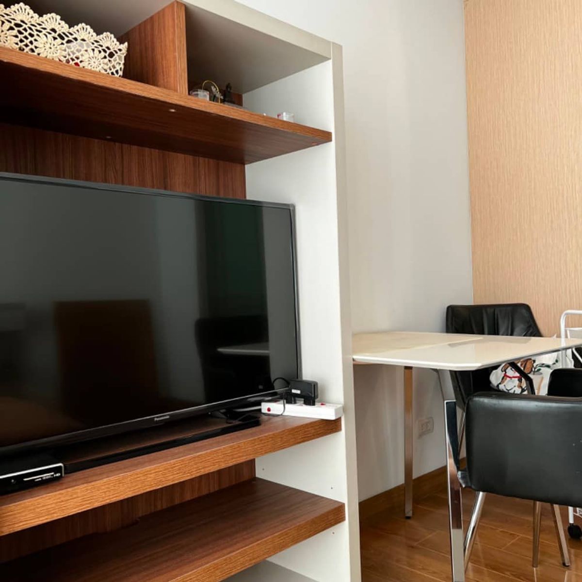 ขายคอนโดสาทร นราธิวาส : ขายด่วน ✨ Quad Sathon ✨ เดินทางสะดวก ใกล้ BTS ช่องนนทรี 300 m (PS65774)