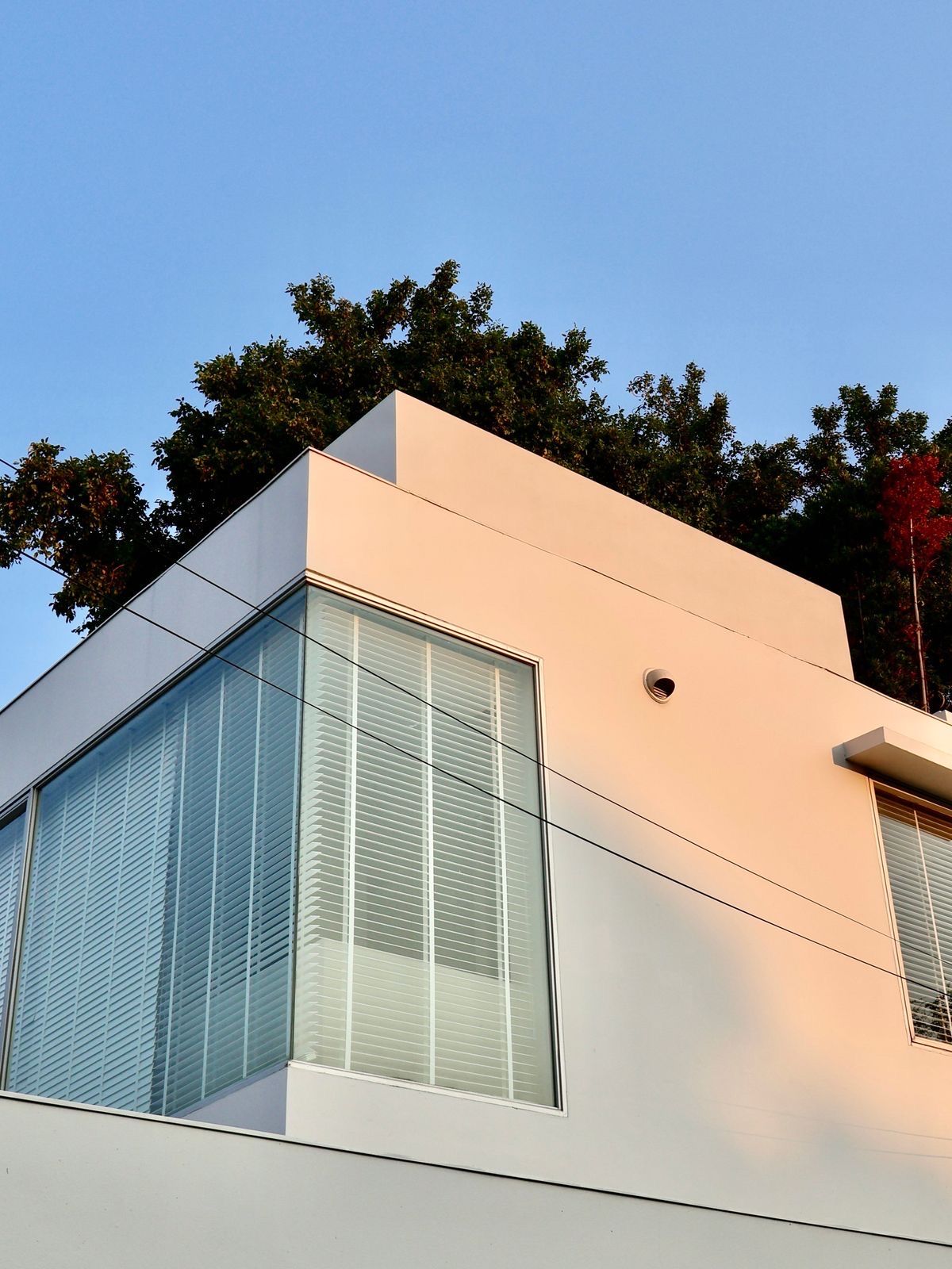 For SaleHome OfficePattanakan, Srinakarin : 📢👇 โฮมออฟฟิศ 3 ชั้น แห่งเดียวในเมืองที่มีความ สงบ ร่มรื่น กลมกลืนกับธรรมชาติ ใกล้แหล่งชุมชน เดินทางสะดวกได้หลายเส้นทาง