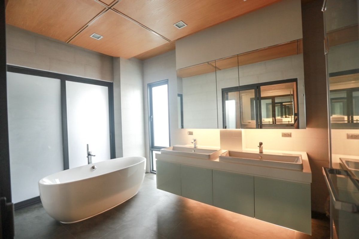 For SaleHouseBang Sue, Wong Sawang, Tao Pun : 📢👇 บ้านเดี่ยว สร้างใหม่ 3 ชั้น พร้อมลิฟท์ และ สระว่ายน้ำเกลือ ในบ้าน สไตล์โมเดิร์น อยู่ในแหล่งชุมชน เดินทางสะดวกหลายเส้นทาง