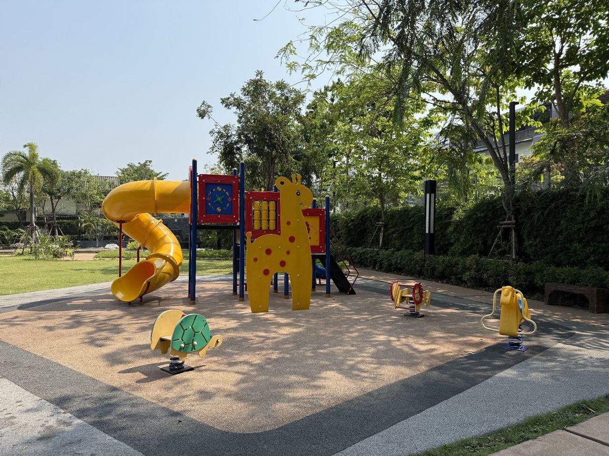 For SaleCondoRama9, Petchburi, RCA : Condo Supalai Vernda Rama 9 💰 Sell with tenants 💰 Studio room, 11th floor, near the Srirat Expressway - MRT Rama 9