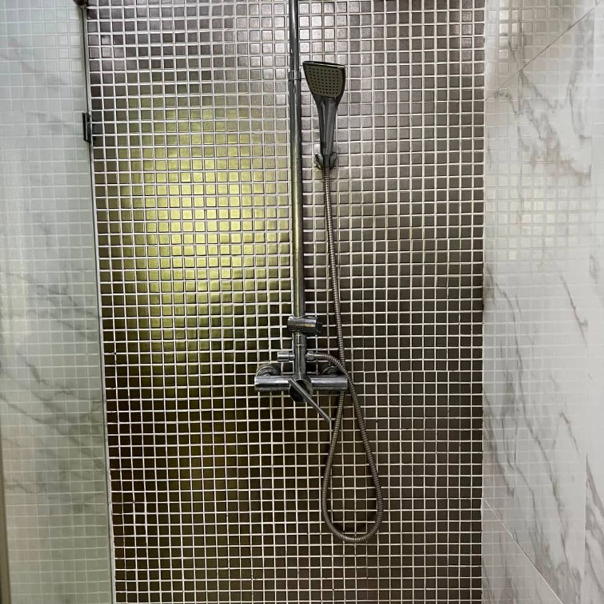 ขายคอนโดสาทร นราธิวาส : ขายด่วน ✨ Quad Sathon ✨ เดินทางสะดวก ใกล้ BTS ช่องนนทรี 300 m (PS65774)