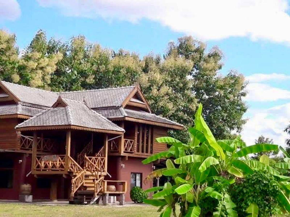 ขายที่ดินเชียงใหม่ : ขายที่ดินเชียงใหม่ 10 ไร่ พร้อมบ้าน 2 หลังใหญ่