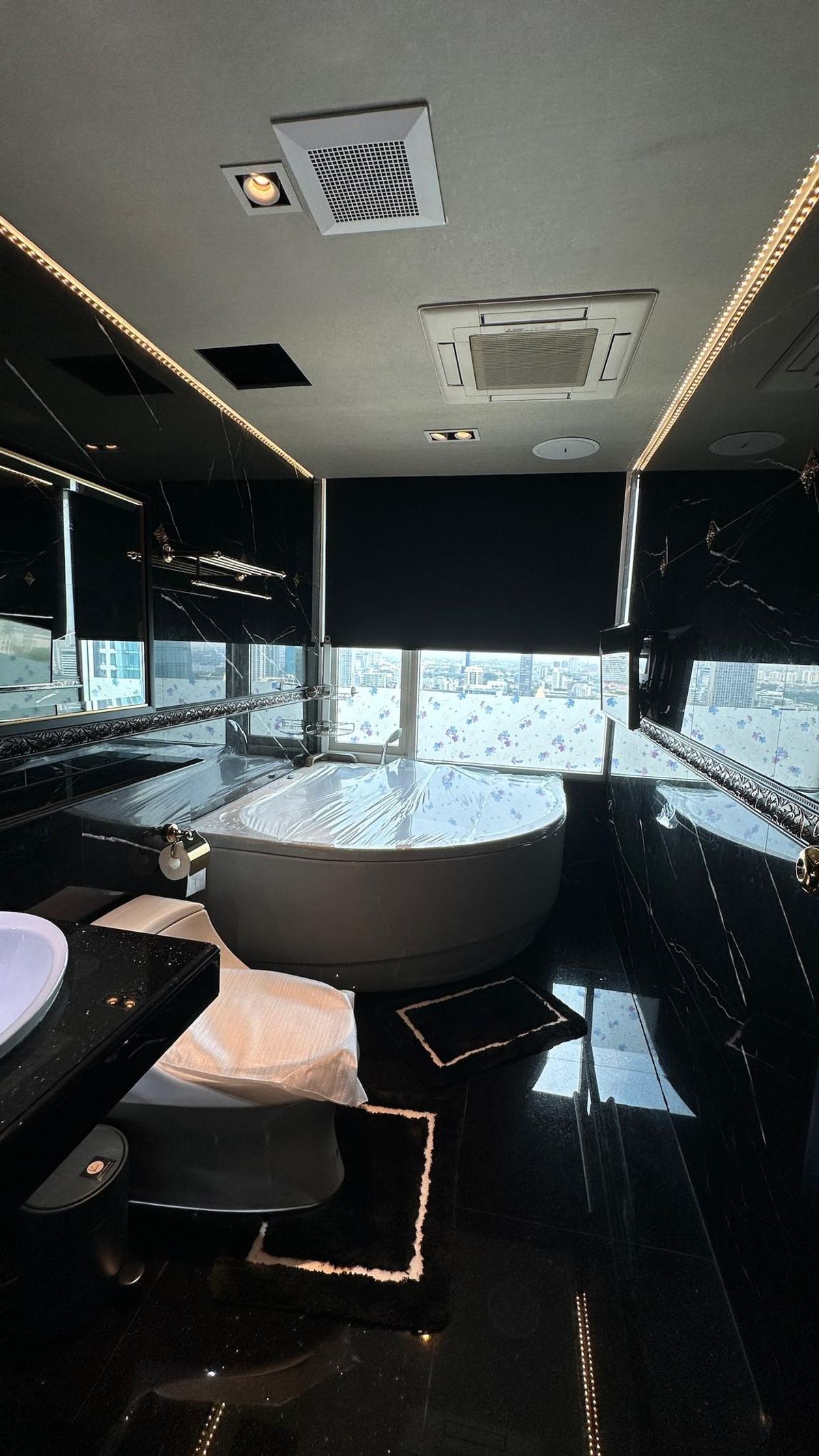 For RentCondoSukhumvit, Asoke, Thonglor : Ivy Thonglor Condo, beautiful room, complete furniture Ready to rent