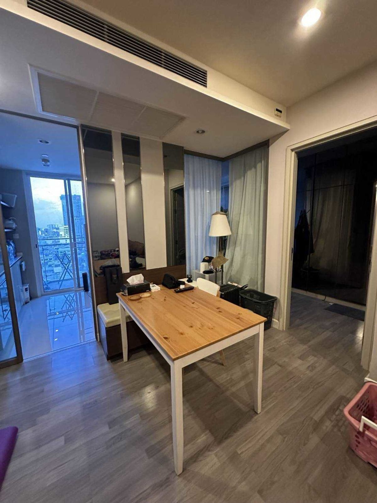 ขายคอนโดสาทร นราธิวาส : LTH12177 – The Room Sathon FOR SALE Size 47 sqm. 1 bed 1 bath Near BTS Surasak Station ONLY 7.85 MB