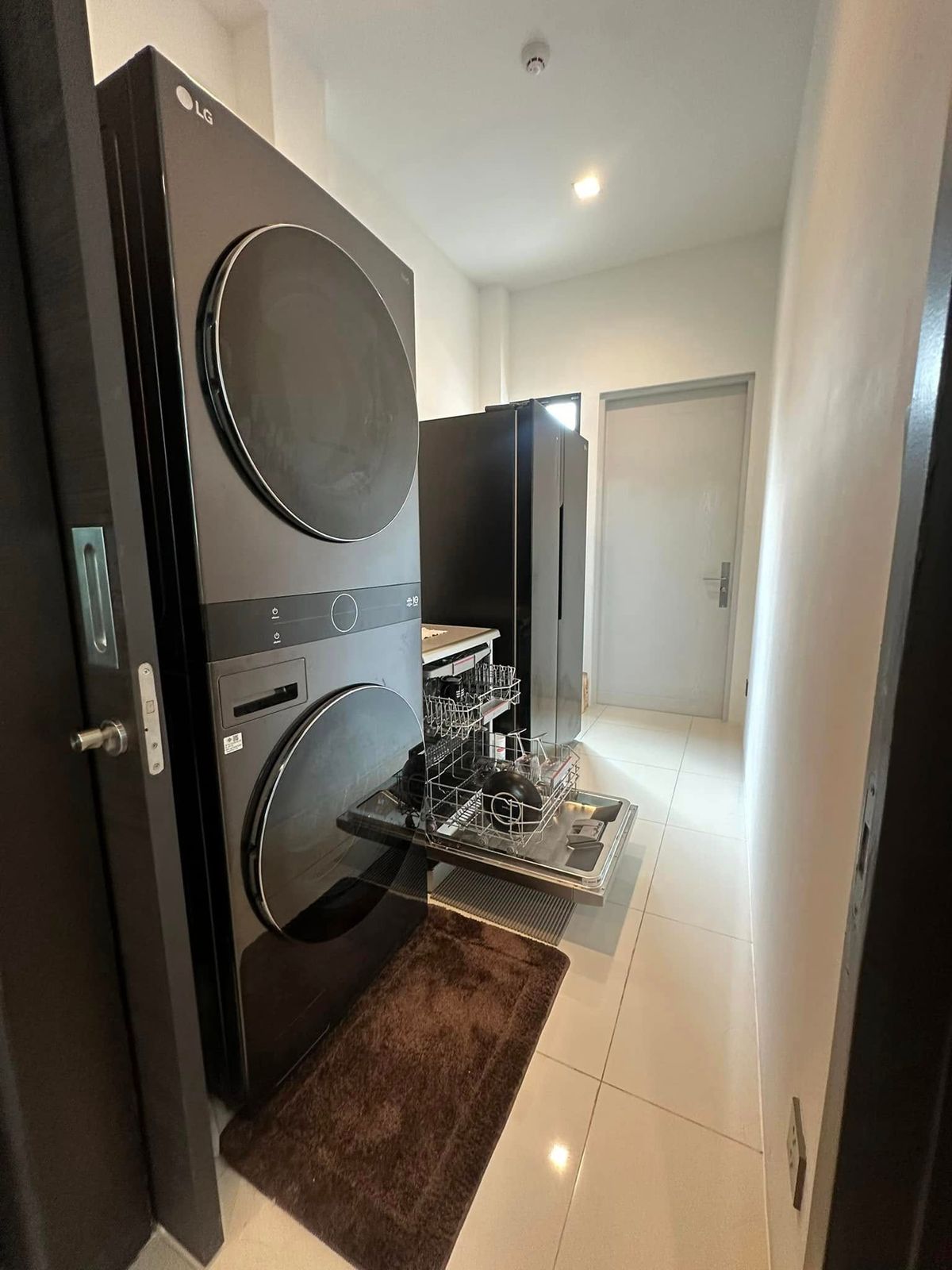 For RentHousePattanakan, Srinakarin : For rent 2-storey house, 4 bedrooms, The Gentry Cultivar Rama 9 project [HV250104]