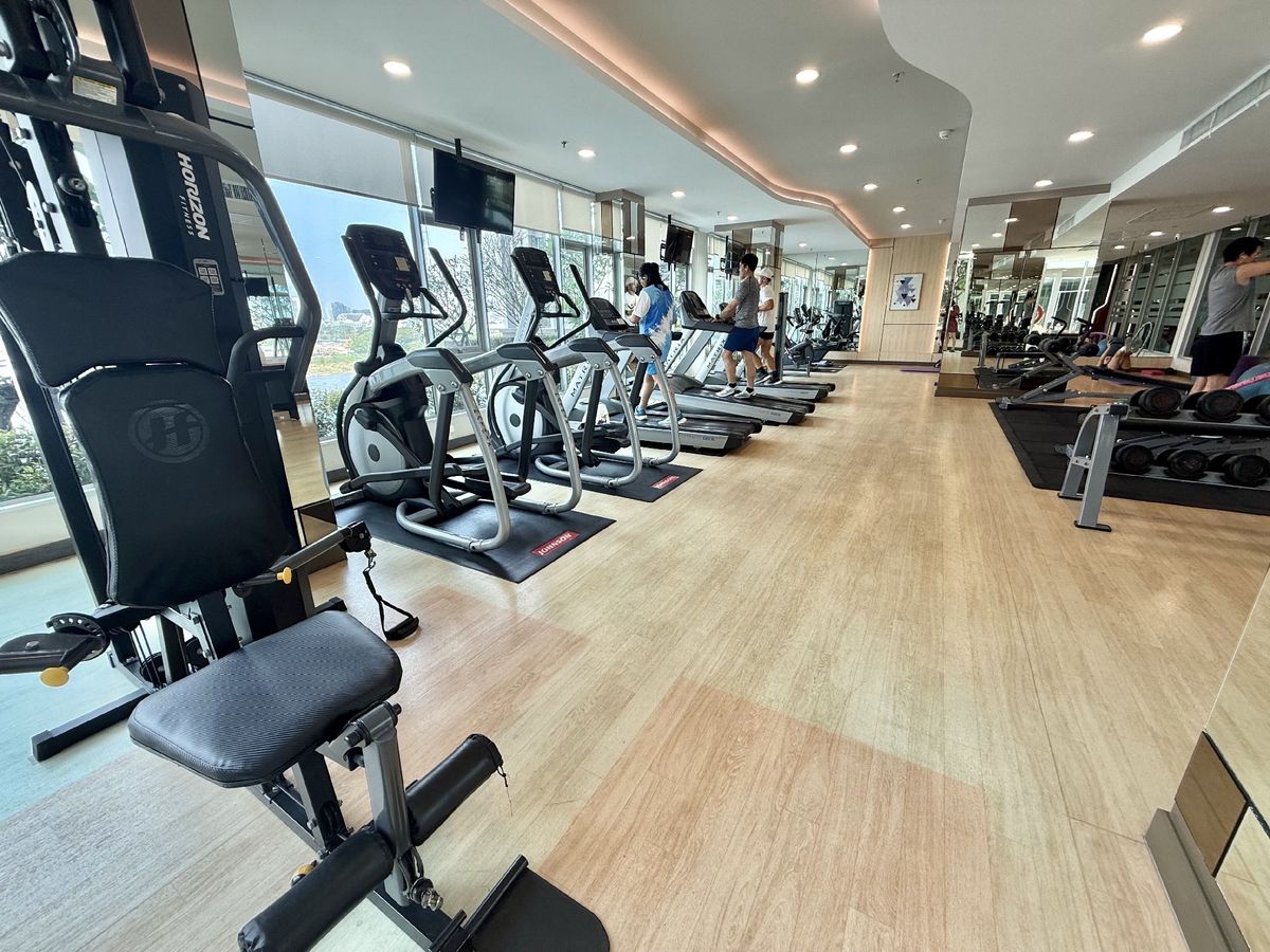 For SaleCondoRama9, Petchburi, RCA : Condo Supalai Vernda Rama 9 💰 Sell with tenants 💰 Studio room, 11th floor, near the Srirat Expressway - MRT Rama 9