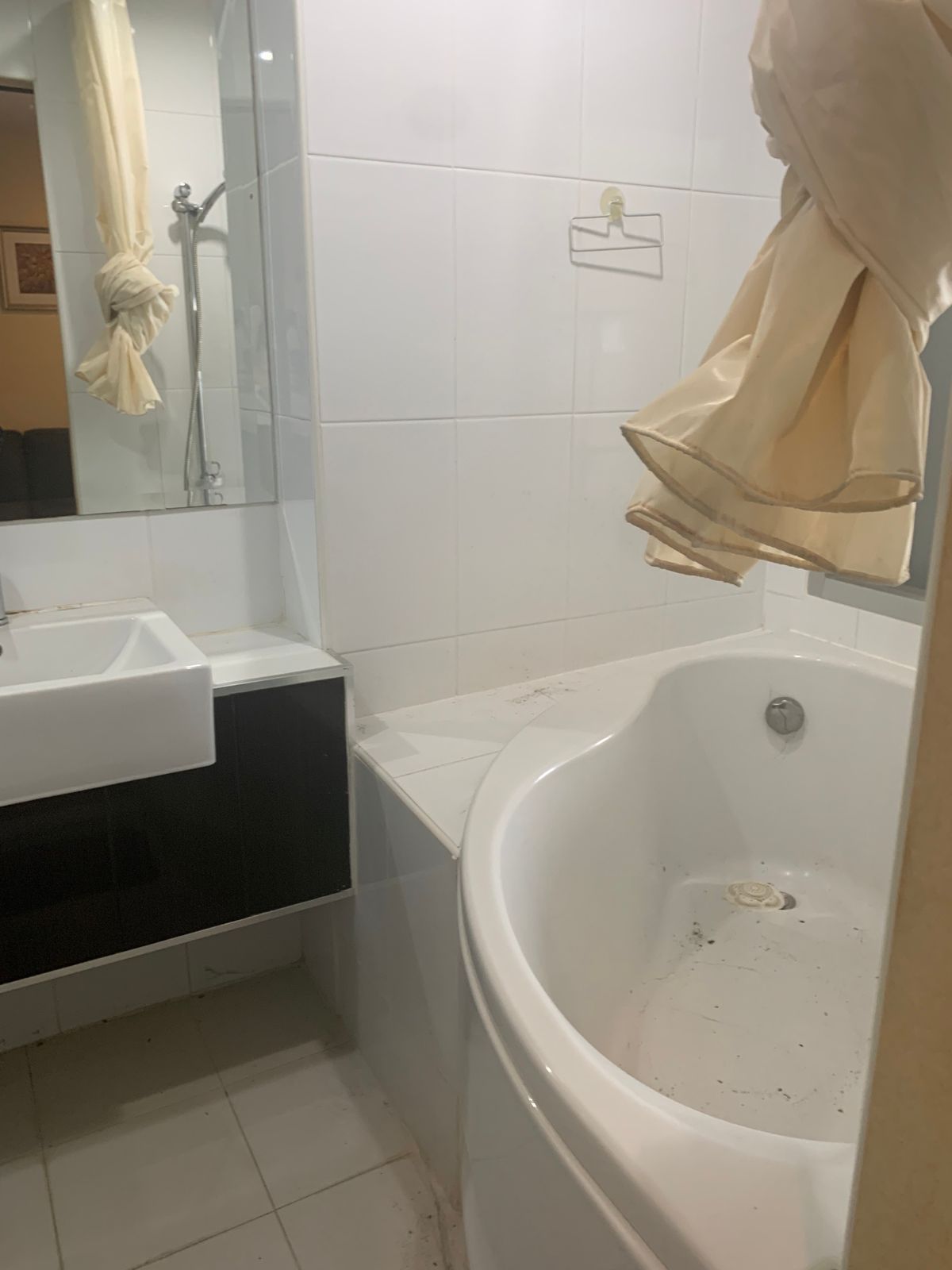 For SaleCondoPattaya, Bangsaen, Chonburi : Foreigner Quota Sold with Ladda Condo View price 1,600,000 baht [OMN0007]