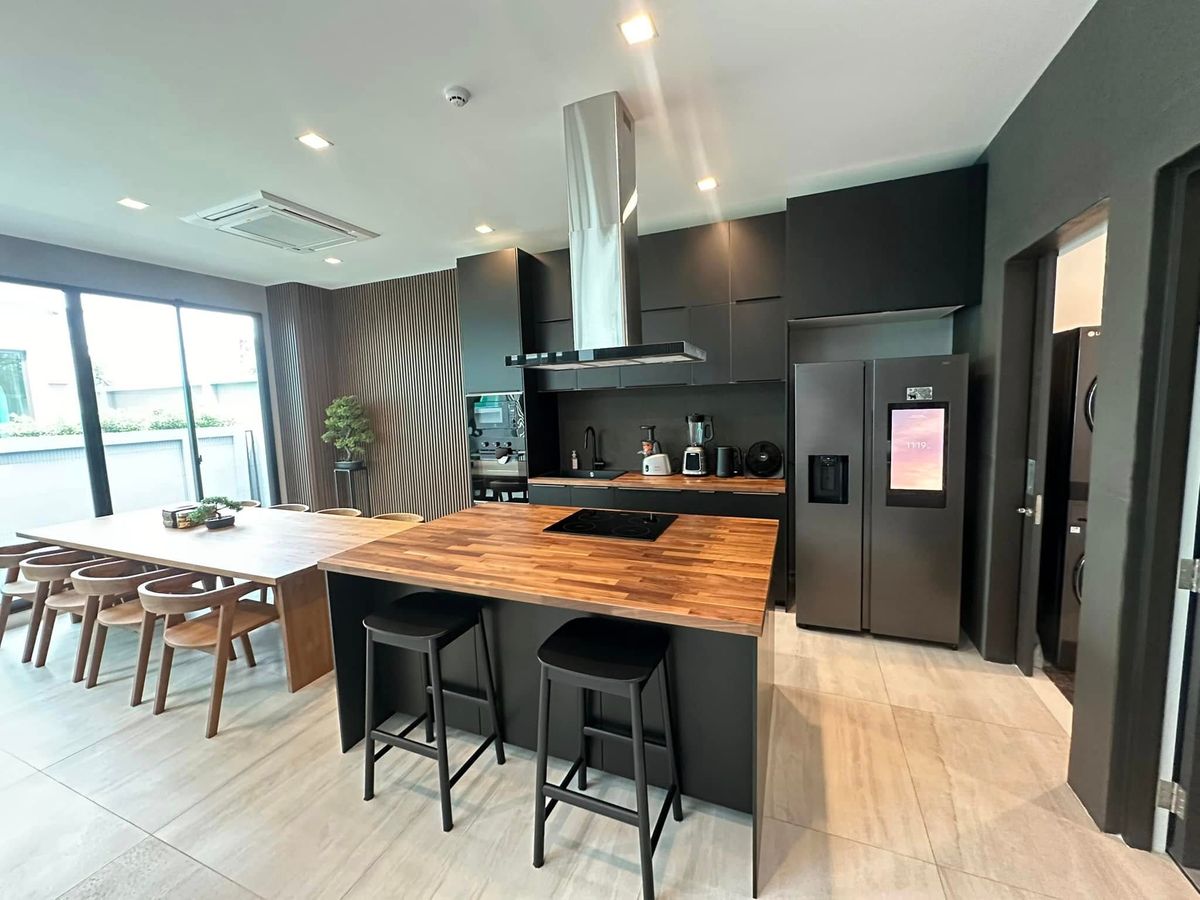 For RentHousePattanakan, Srinakarin : For rent 2-storey house, 4 bedrooms, The Gentry Cultivar Rama 9 project [HV250104]