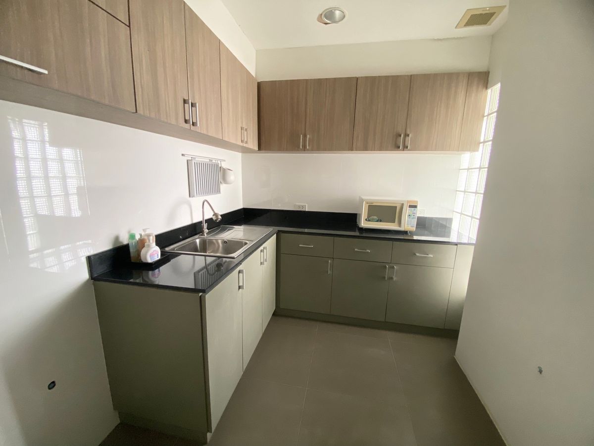 For SaleHousePattanakan, Srinakarin : For SALE 2-storey house, 5 bedrooms, Ekphailin Village, Srinakarin project [HV250106]