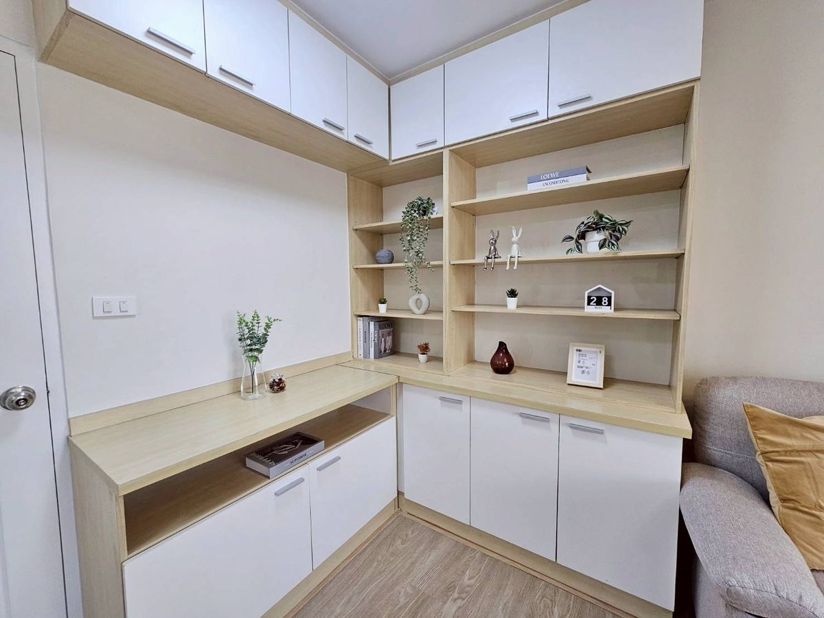 For SaleCondoMin Buri, Romklao : S2911 sells new decoration rooms, Assikan Place Ramkhamhaeng 147/2, can raise animals. Next to Ramkhamhaeng Road  