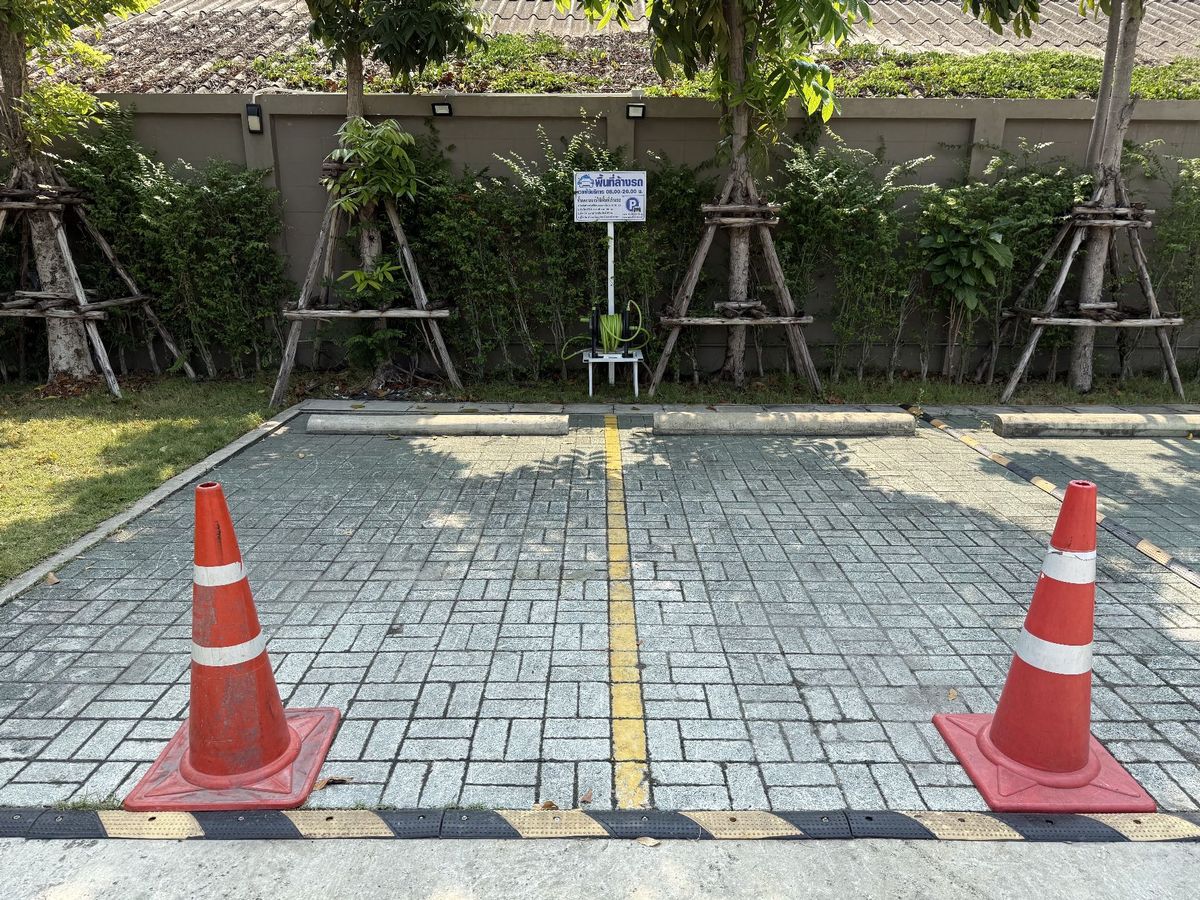 For SaleCondoRama9, Petchburi, RCA : Condo Supalai Vernda Rama 9 💰 Sell with tenants 💰 Studio room, 11th floor, near the Srirat Expressway - MRT Rama 9