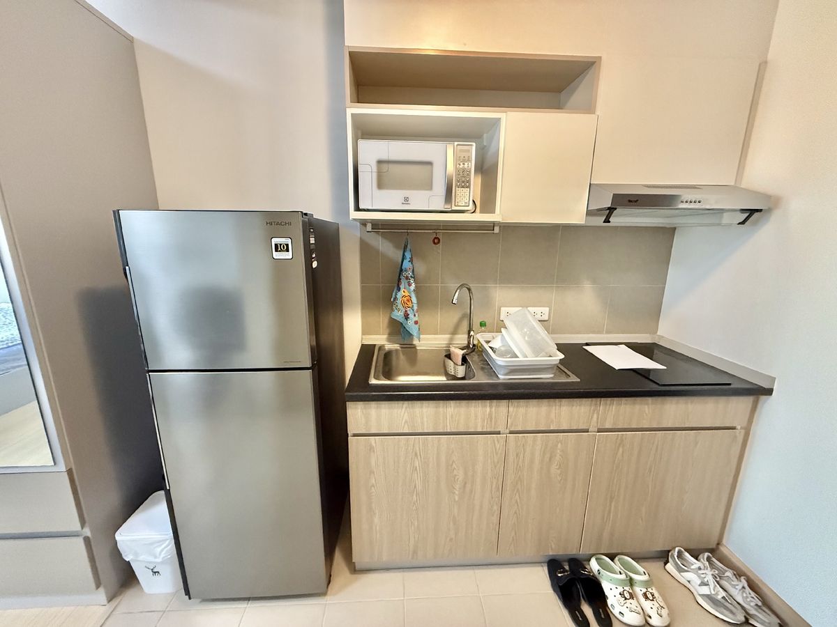 For SaleCondoRama9, Petchburi, RCA : Condo Supalai Vernda Rama 9 💰 Sell with tenants 💰 Studio room, 11th floor, near the Srirat Expressway - MRT Rama 9