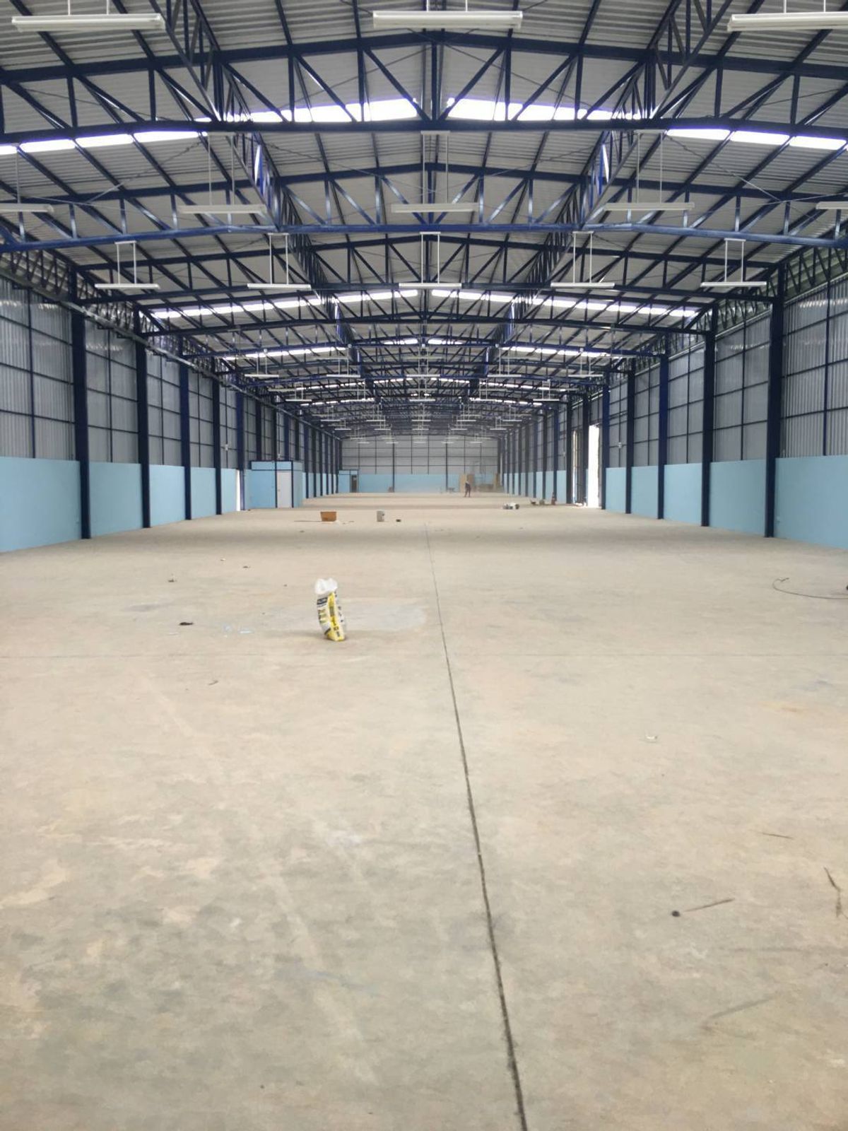 For RentWarehouseNawamin, Ramindra : Warehouse for rent/office, Ram Inthra Seri Thai, Min Buri District, Bangkok, 960 sq.m.