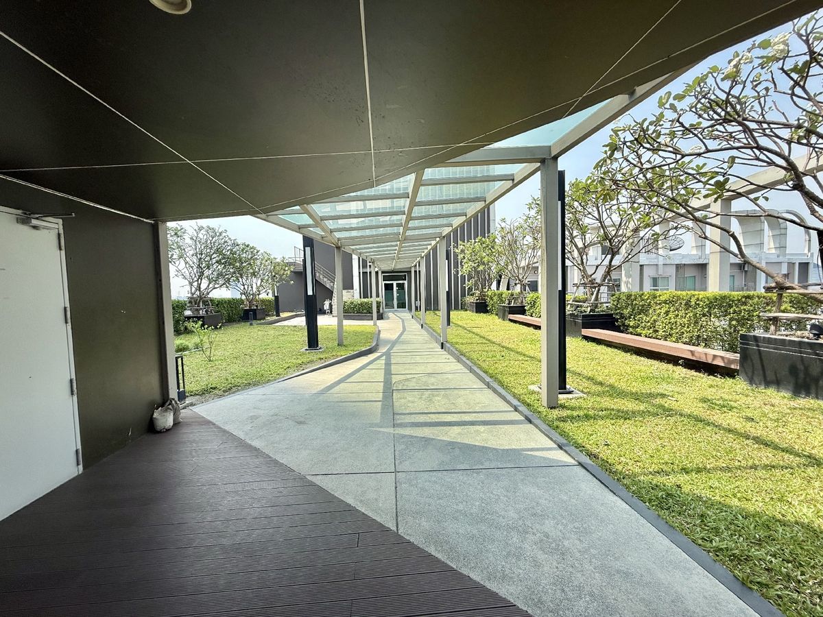 For SaleCondoRama9, Petchburi, RCA : Condo Supalai Vernda Rama 9 💰 Sell with tenants 💰 Studio room, 11th floor, near the Srirat Expressway - MRT Rama 9