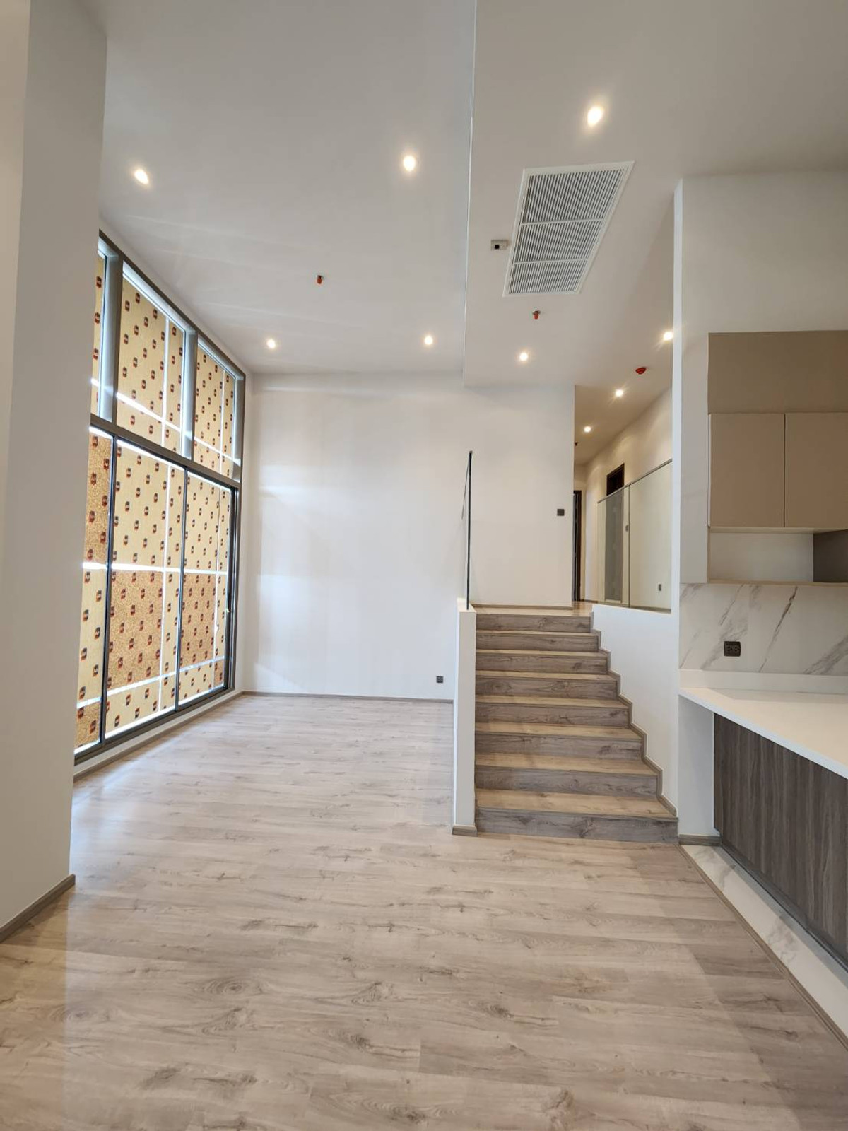 ขายคอนโดสุขุมวิท อโศก ทองหล่อ : 🏙 ขาย RHYTHM Ekkamai Estate คอนโดหรู ใจกลางเอกมัย – ทองหล่อ ใกล้ BTS เอกมัย