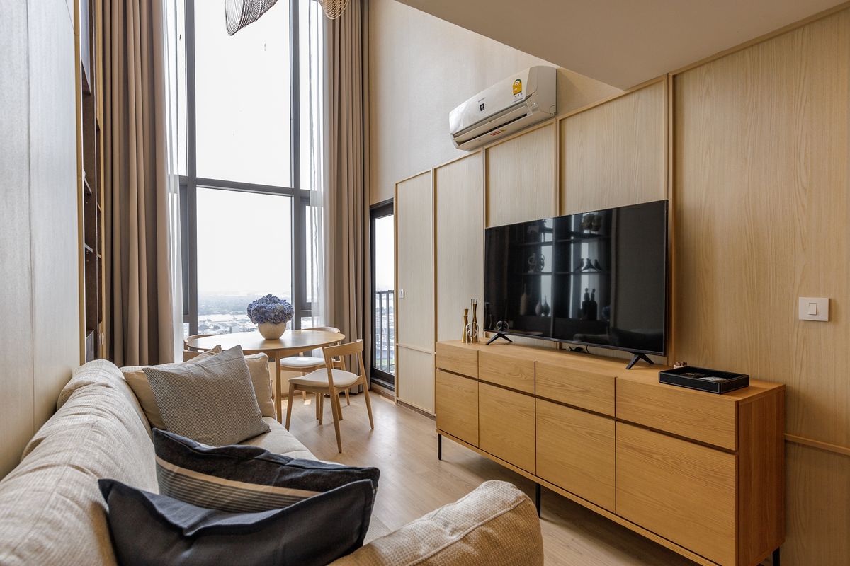 ให้เช่าคอนโดคลองเตย กล้วยน้ำไท : 🔥ให้เช่าด่วน🔥คอนโด  Life Rama 4 - Asoke ห้อง Vertiplex 2 bed 1 bath  ขนาด 52 ตร.ม. ชั้น 34 ห้องสวย ส่วนกลางจัดเต็ม ใกล้MRTศูนย์สิริกิติ์