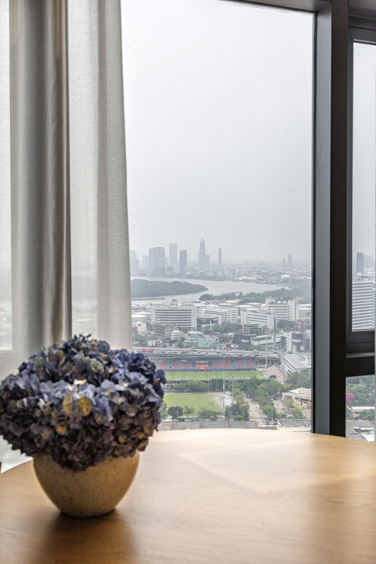 ให้เช่าคอนโดคลองเตย กล้วยน้ำไท : 🔥ให้เช่าด่วน🔥คอนโด  Life Rama 4 - Asoke ห้อง Vertiplex 2 bed 1 bath  ขนาด 52 ตร.ม. ชั้น 34 ห้องสวย ส่วนกลางจัดเต็ม ใกล้MRTศูนย์สิริกิติ์