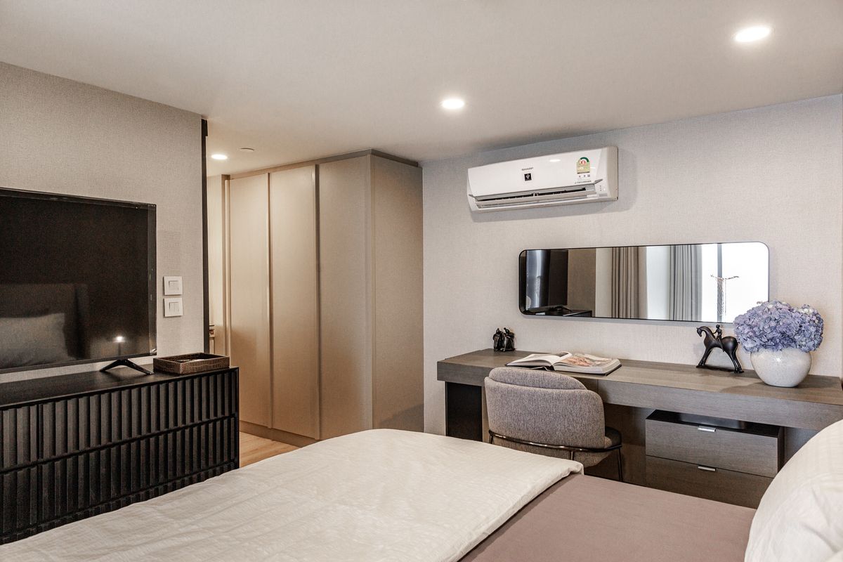 ให้เช่าคอนโดคลองเตย กล้วยน้ำไท : 🔥ให้เช่าด่วน🔥คอนโด  Life Rama 4 - Asoke ห้อง Vertiplex 2 bed 1 bath  ขนาด 52 ตร.ม. ชั้น 34 ห้องสวย ส่วนกลางจัดเต็ม ใกล้MRTศูนย์สิริกิติ์