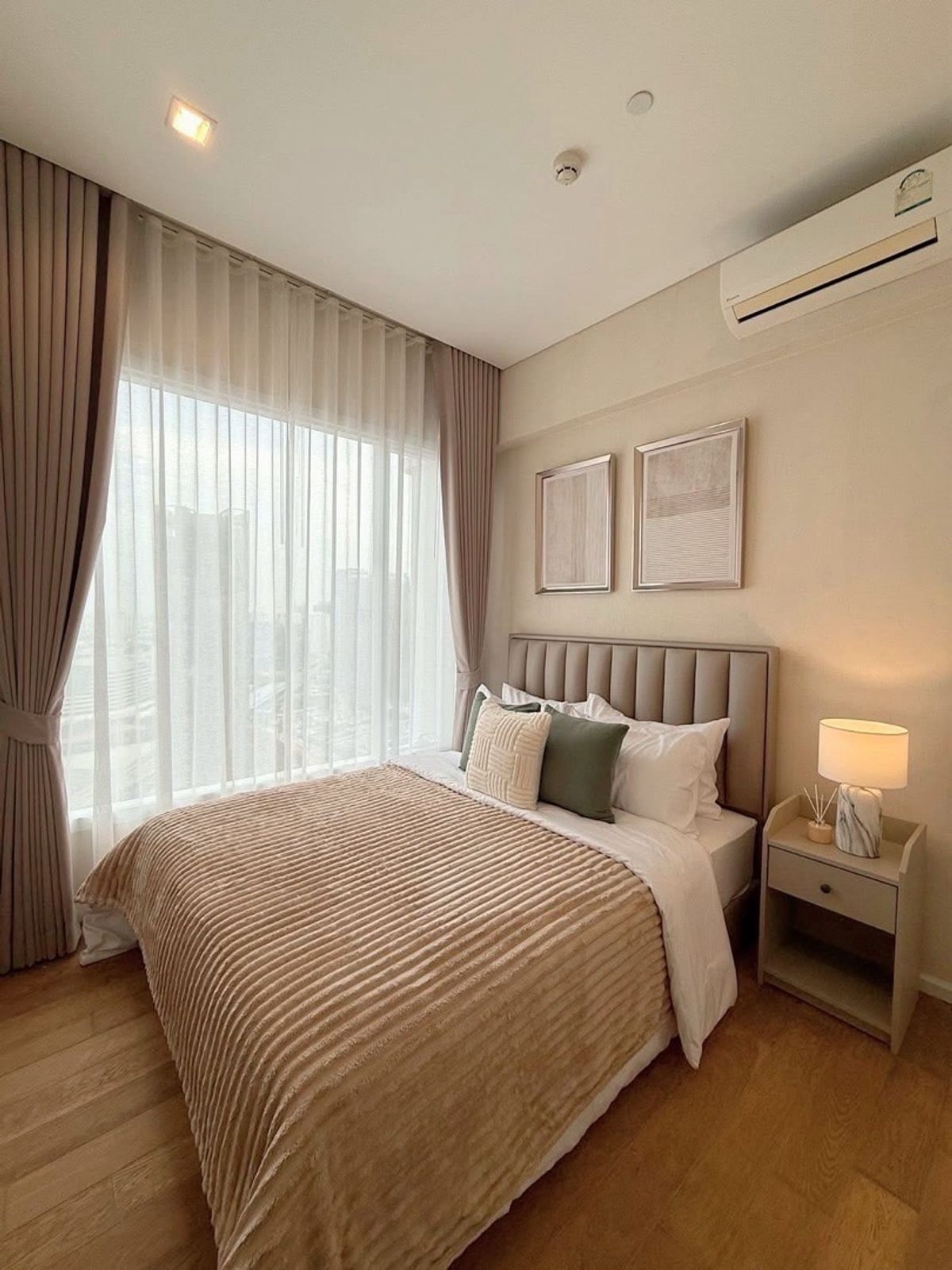 ให้เช่าคอนโดลาดพร้าว เซ็นทรัลลาดพร้าว : The saint residence 🏬  คอนโดใหม่ยังไม่เคยเข้าอยู่หรือปล่อยเช่า