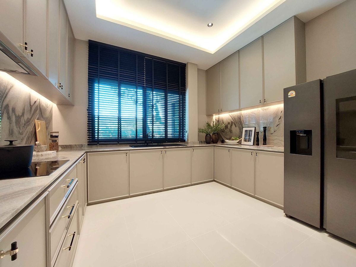 For SaleHouseRathburana, Suksawat : Luxury mansion Next to the Yai Suksawat Road, Grand Bangkok Boulevard Suksawat - Rama 3