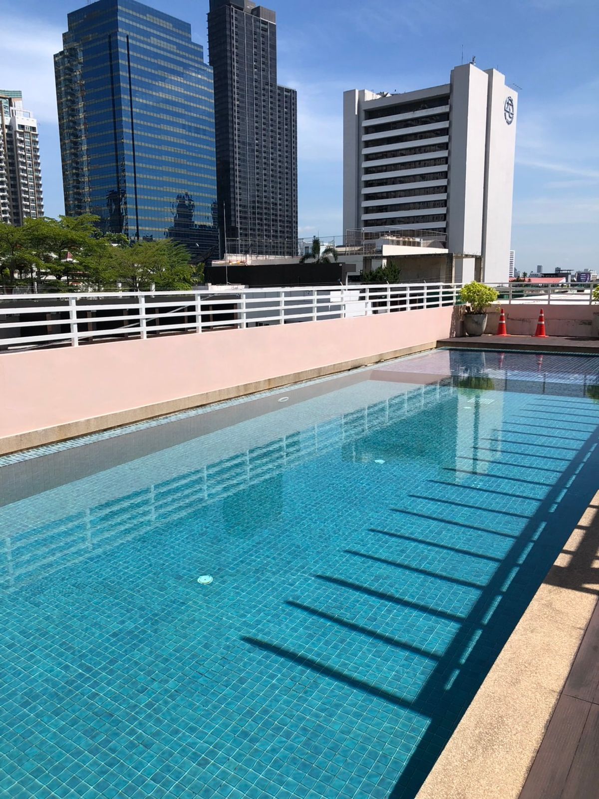ให้เช่าคอนโดนานา : ให้เช่า Baan Siri Sukhumvit 13 (S15-8622) 