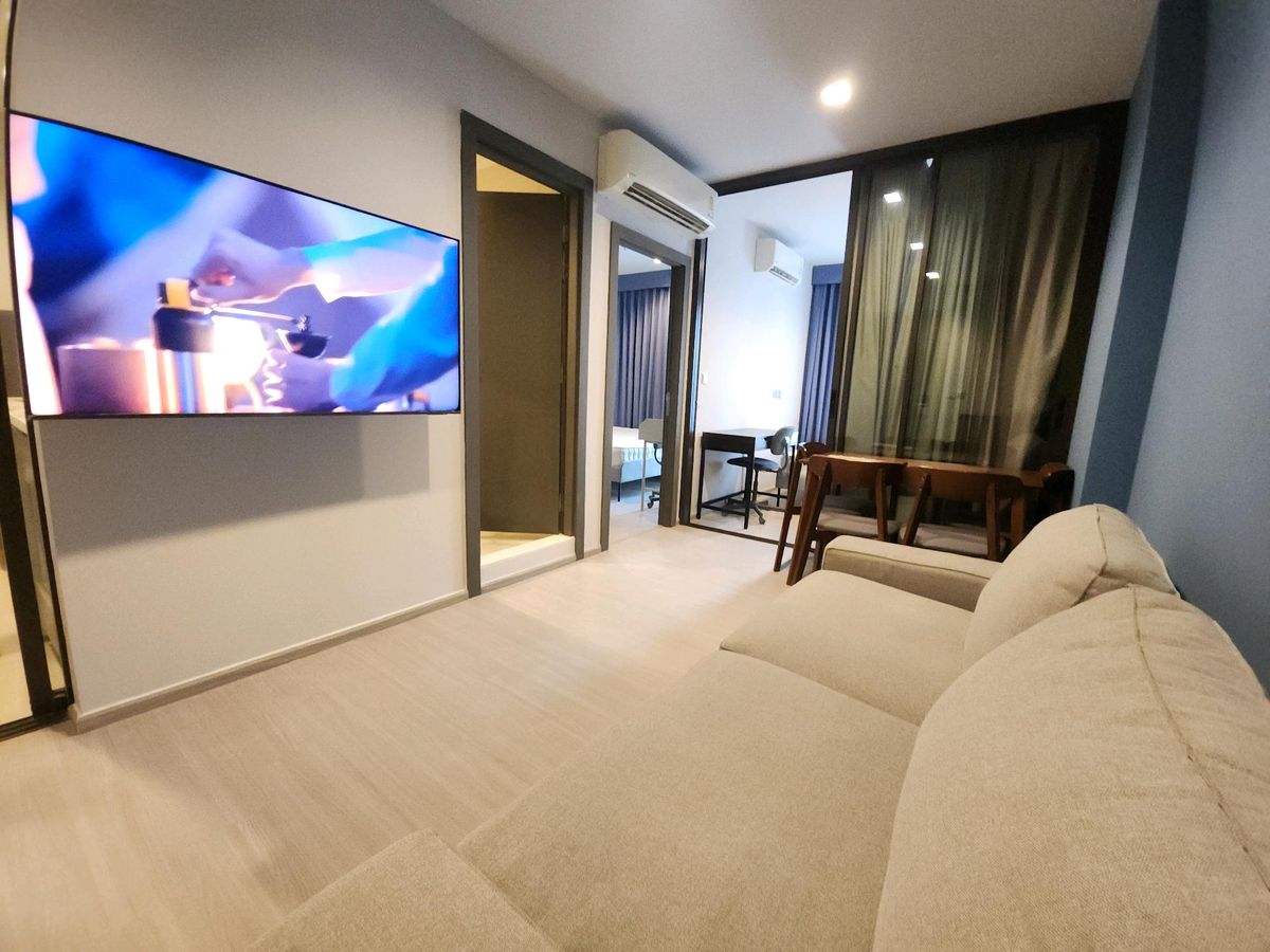 For RentCondoRama9, Petchburi, RCA : 🔴24000 ฿ 🔴 🔴 𝗟𝗶𝗳𝗲 𝗟𝗶𝗳𝗲 𝟵┃ 𝟵┃ 𝟵┃ 𝟵┃ 𝟵┃ Life Asoke Rama 9 ✅ Near MRT Rama 9, happy to service 🙏 Interested to say hello (reply very quickly): 📱 Property code 6808-2410 📱: ID LINE: @BBC