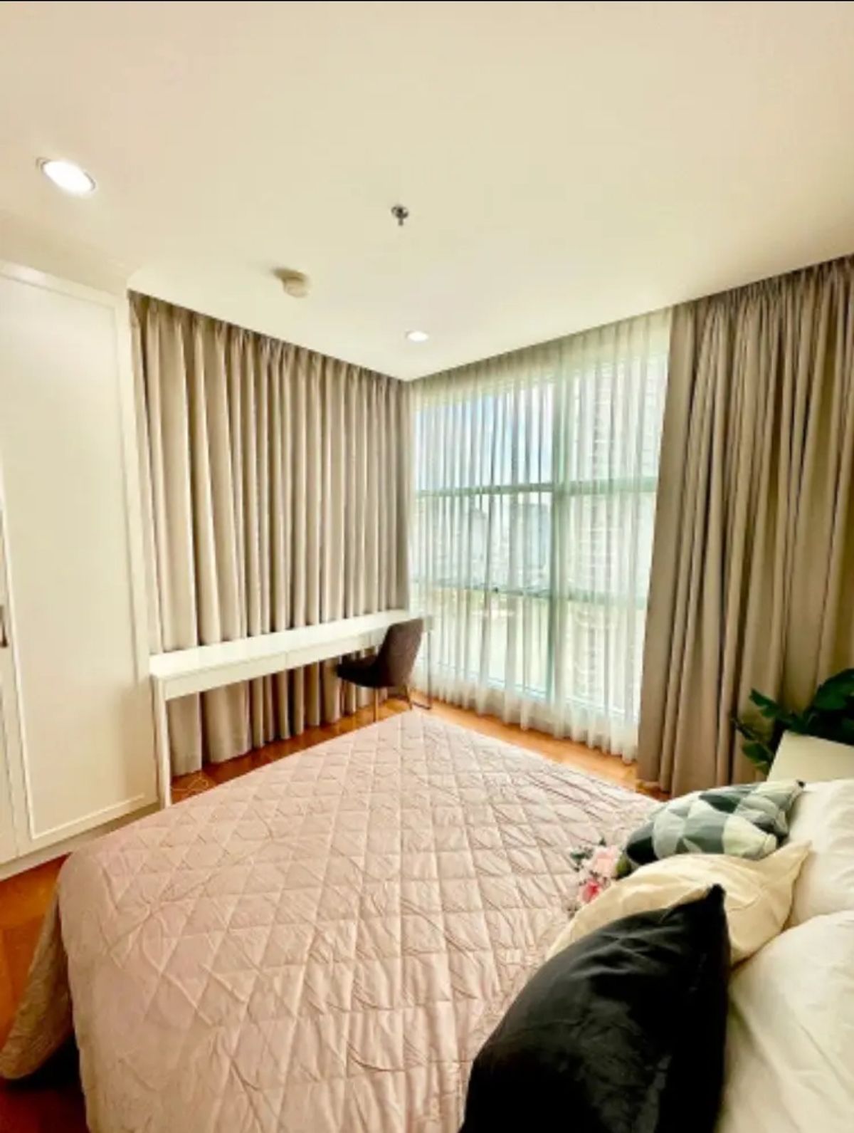 For RentCondoSathorn, Narathiwat : 💥DL-7193💥Chatrium Riverside Residence 👉Line : @rentbkk