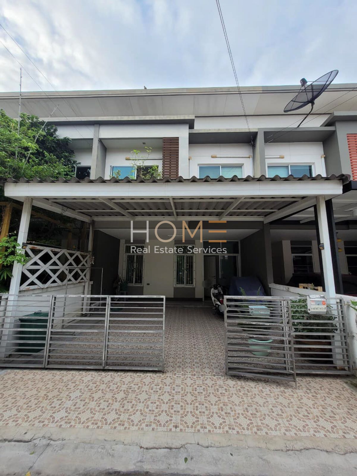 ขายทาวน์โฮมนวมินทร์ รามอินทรา : ฮาบิทาวน์ วัชรพล / 3 ห้องนอน (ขาย), Habitown Watcharapol / 3 Bedrooms (FOR SALE) FEW219