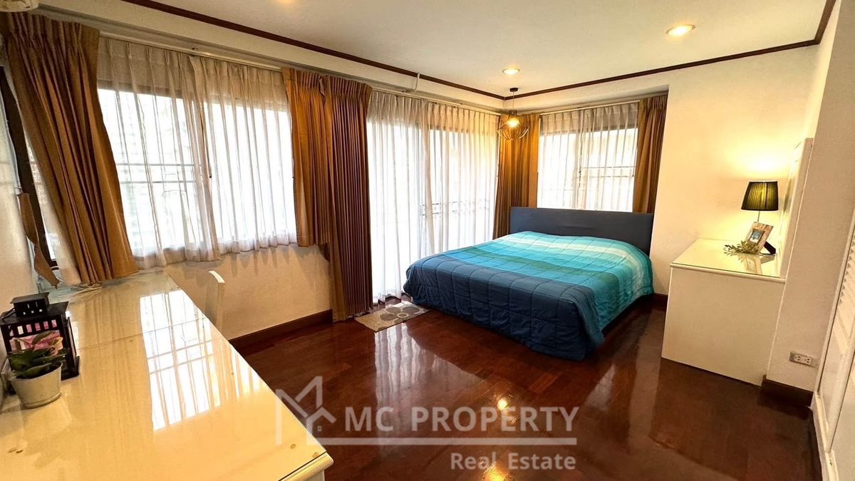ให้เช่าคอนโดสุขุมวิท อโศก ทองหล่อ : Saranjai Mansion 1 ห้องนอน 62 ตารางเมตรให้เช่าเพียง 25,000 โปรดติดต่อ 0816878954