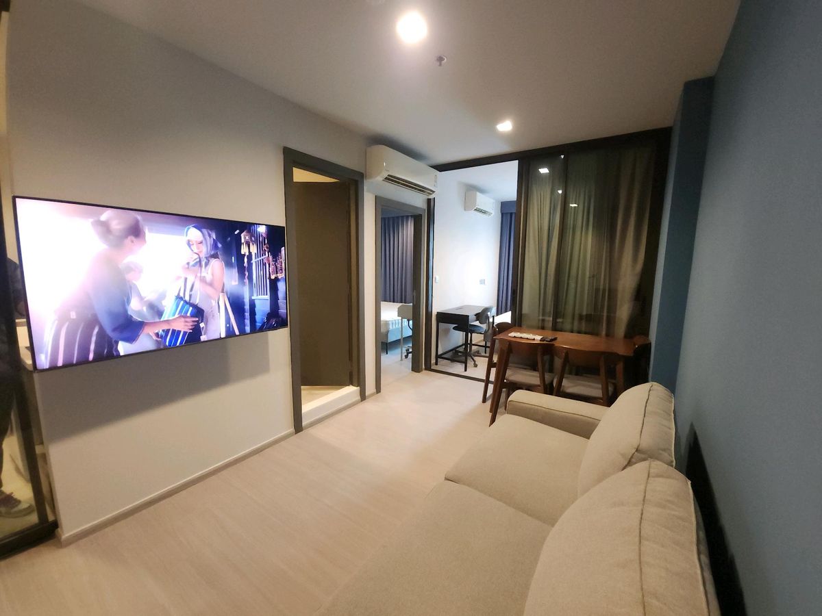 For RentCondoRama9, Petchburi, RCA : 🔴24000 ฿ 🔴 🔴 𝗟𝗶𝗳𝗲 𝗟𝗶𝗳𝗲 𝟵┃ 𝟵┃ 𝟵┃ 𝟵┃ 𝟵┃ Life Asoke Rama 9 ✅ Near MRT Rama 9, happy to service 🙏 Interested to say hello (reply very quickly): 📱 Property code 6808-2410 📱: ID LINE: @BBC