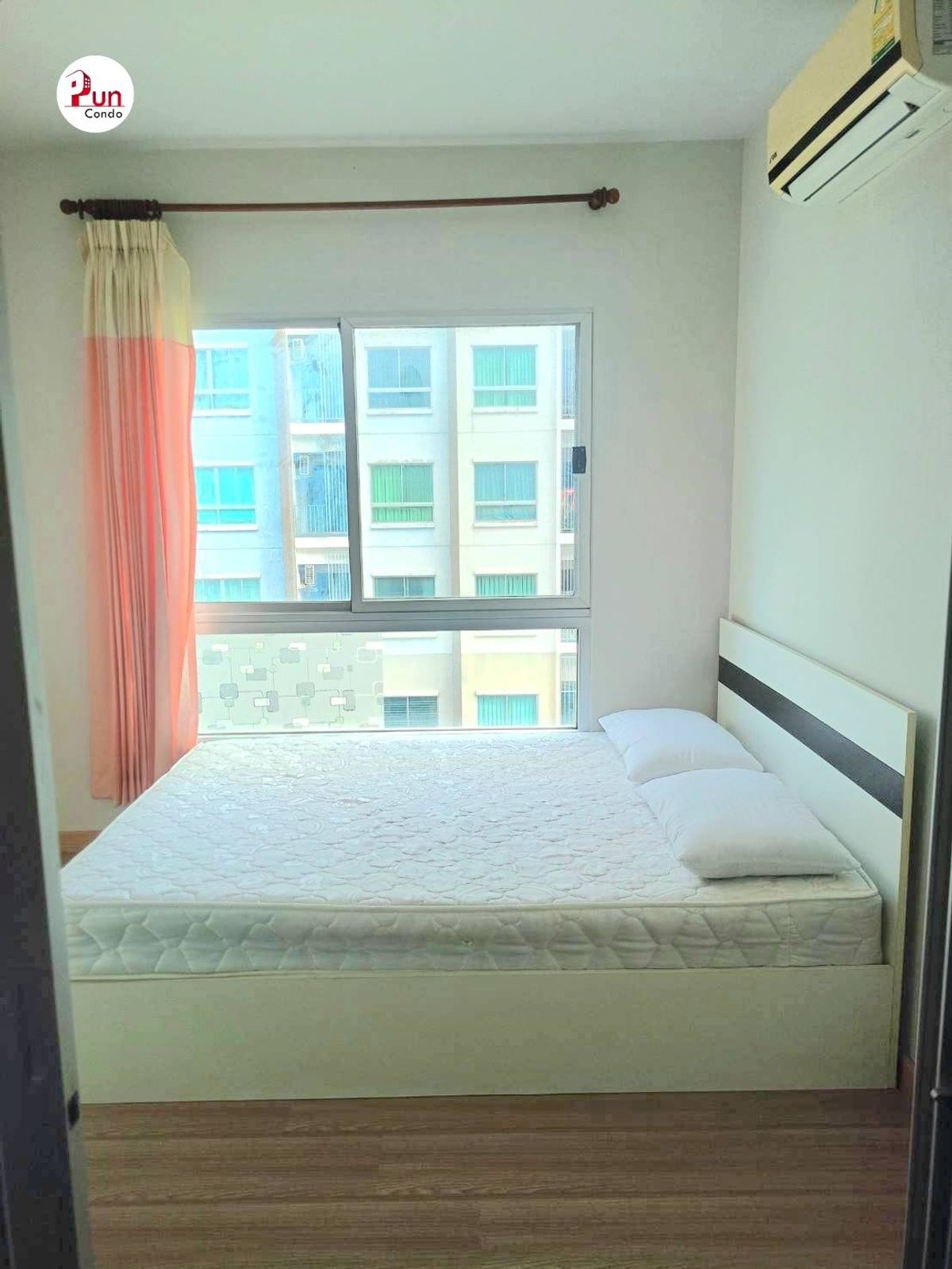 For RentCondoPathum Thani,Rangsit, Thammasat : New coming rooms, the kith condo, Lam Luk Ka, Khlong 2. Interested please contact LINE: @ Pun-Condo (with @ in front)