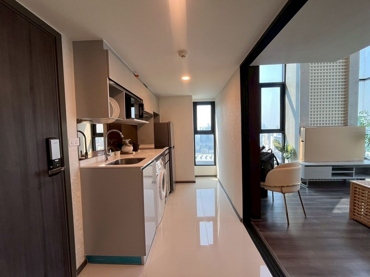 For RentCondoRama9, Petchburi, RCA : New Corner Unit for Rent - 𝐊𝐧𝐢𝐠𝐡𝐭𝐛𝐫𝐢𝐠𝐞 𝐒𝐩𝐚𝐜𝐞 9