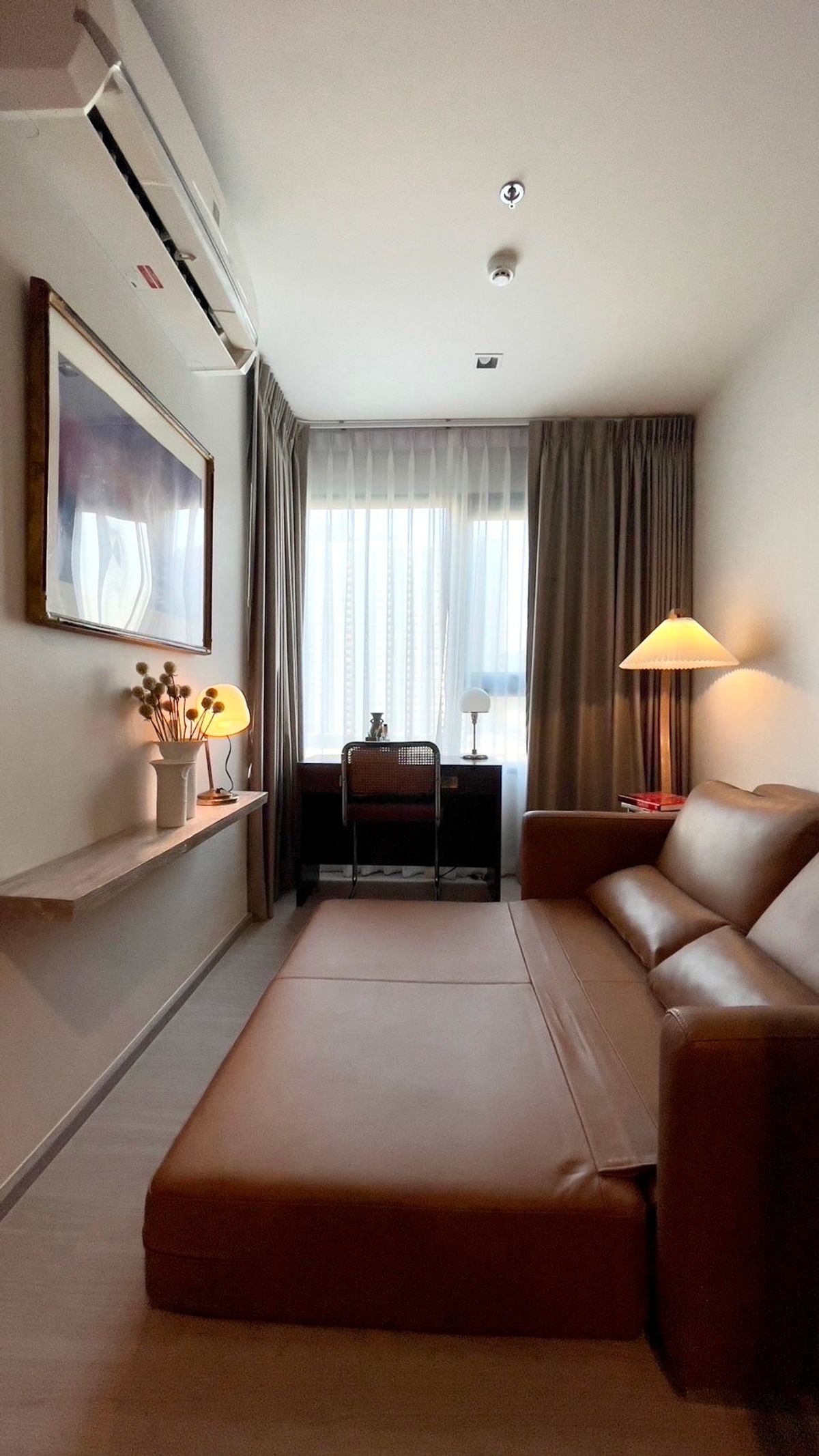 ให้เช่าคอนโดท่าพระ ตลาดพลู วุฒากาศ : Life Sathorn Sierra 1bedroom for rent (Call: 083-265-4789)