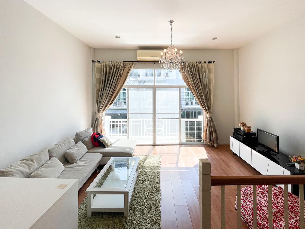 For SaleTownhomeLadkrabang, Suwannaphum Airport : The Metro Rama 9 /3 Bedrooms (Sale), The Metro Rama 9 /3 Bedrooms (For Sale) FON005