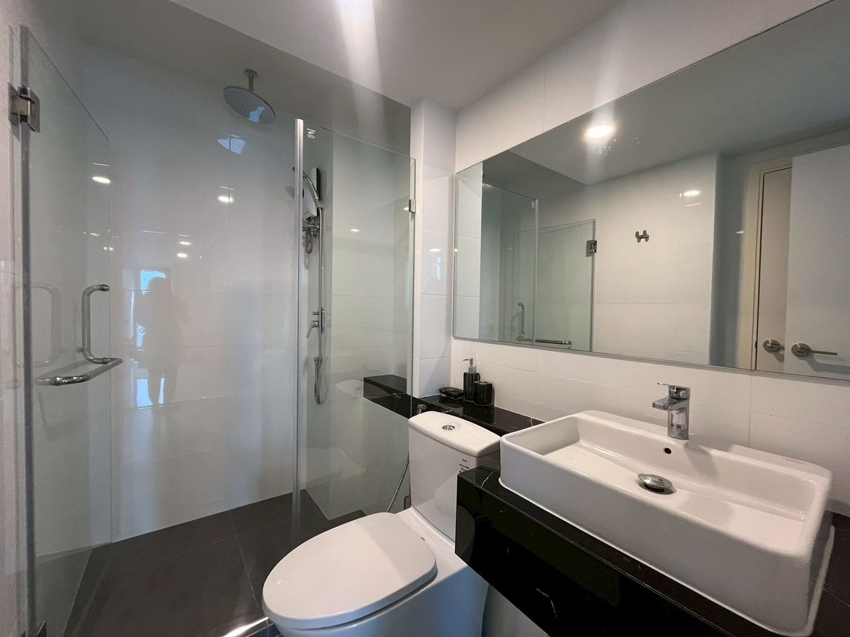 For RentCondoRama9, Petchburi, RCA : New Corner Unit for Rent - 𝐊𝐧𝐢𝐠𝐡𝐭𝐛𝐫𝐢𝐠𝐞 𝐒𝐩𝐚𝐜𝐞 9